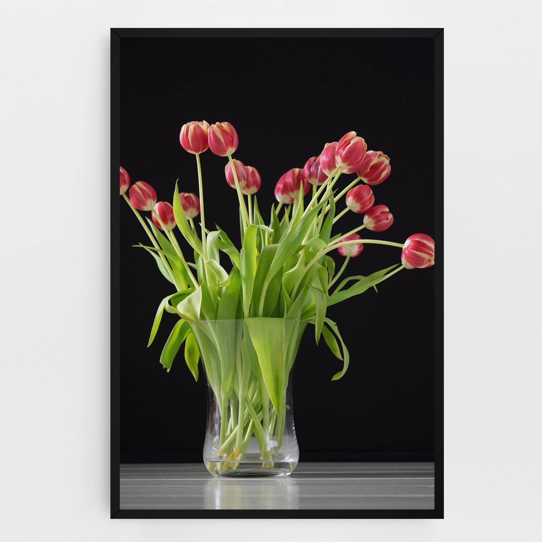 Tablou Canvas Tiny Tulips Vase mockup 0