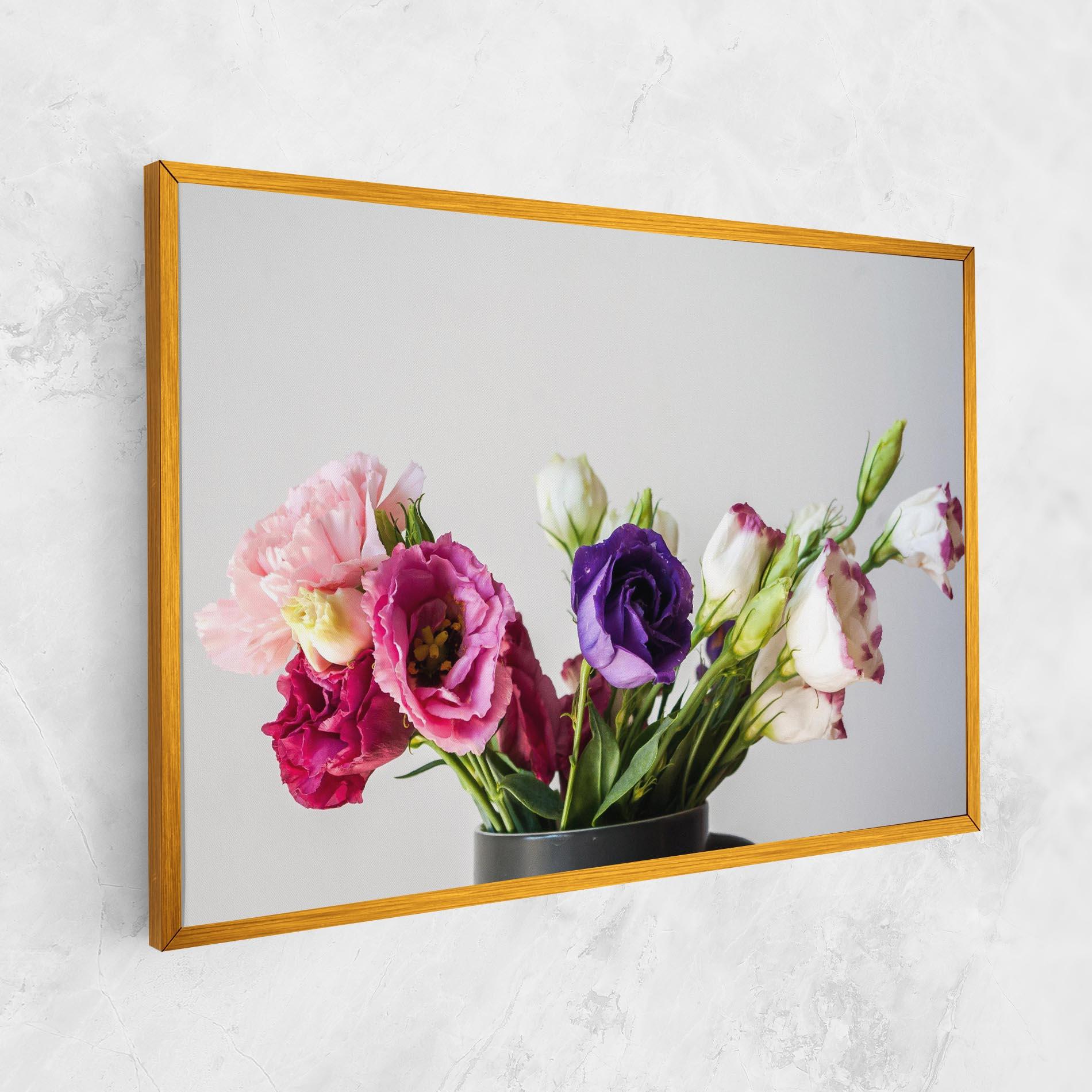 Tablou Canvas Flowers In Vase mockup 1