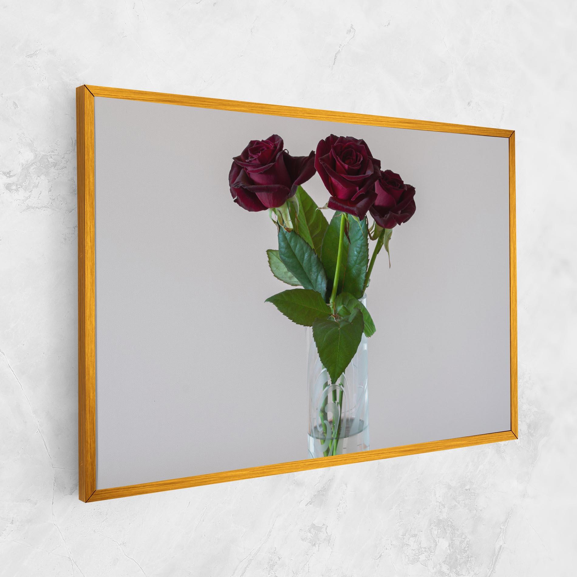 Tablou Canvas Red Roses Vase mockup 1