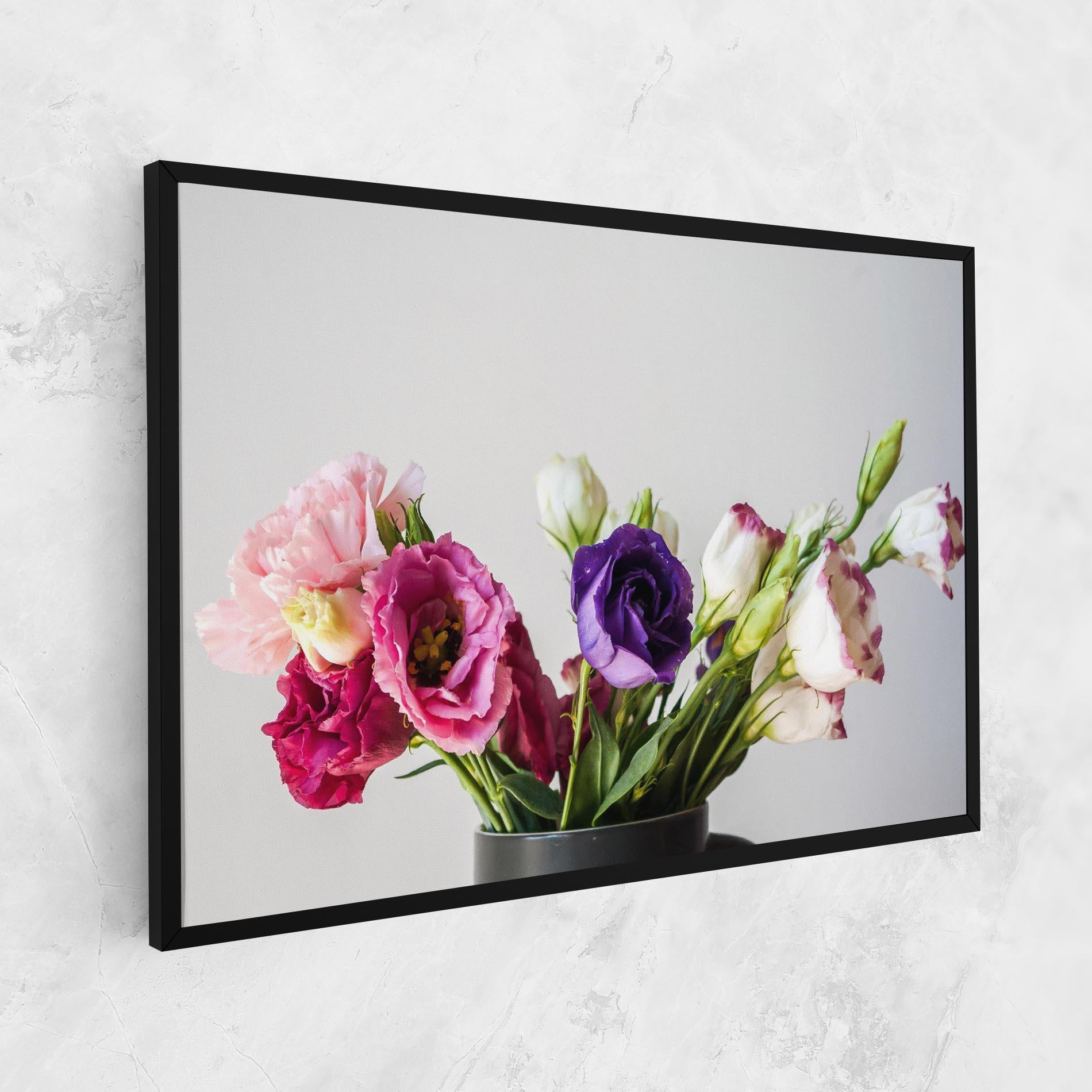 Tablou Canvas Flowers In Vase mockup 1