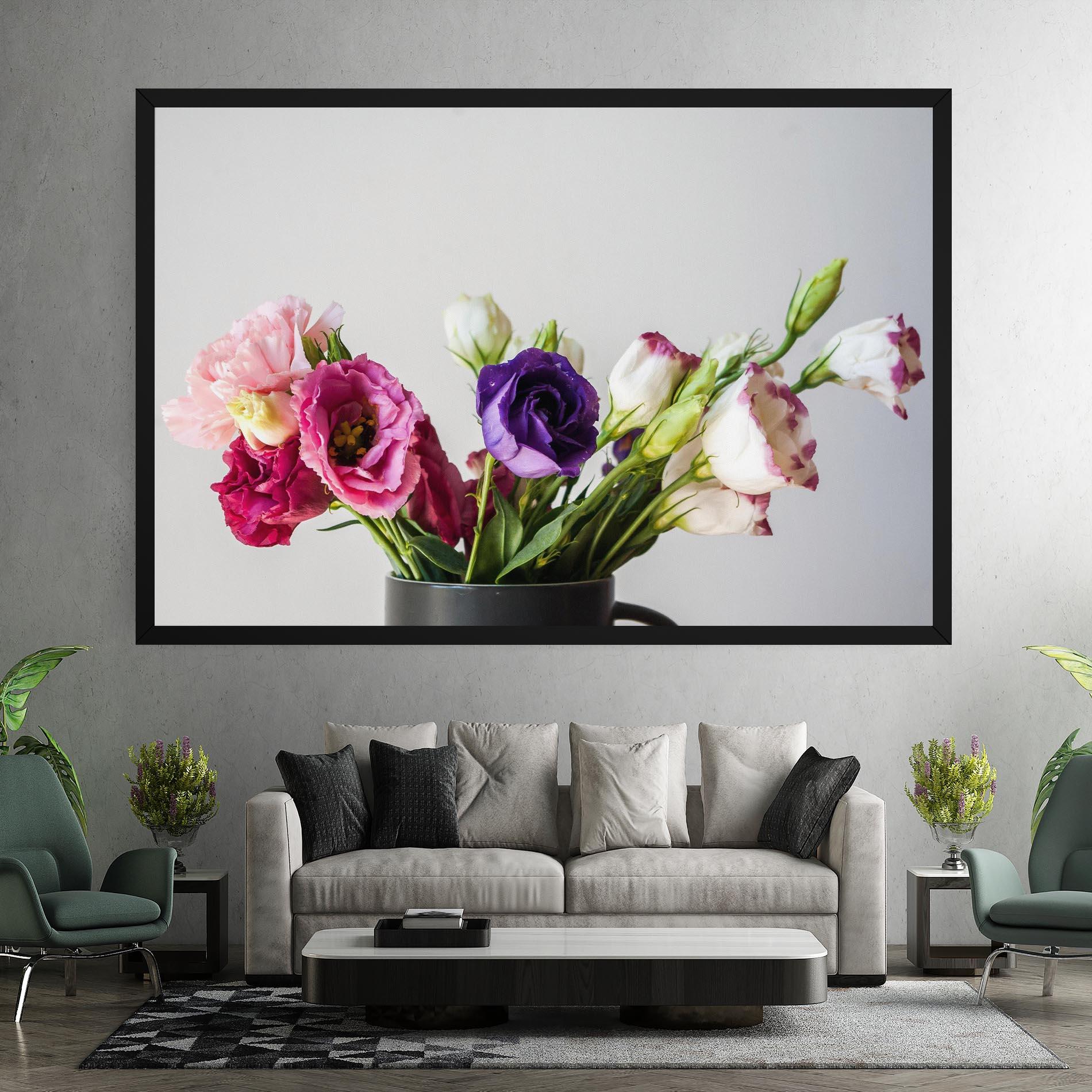 Tablou Canvas Flowers In Vase mockup 7