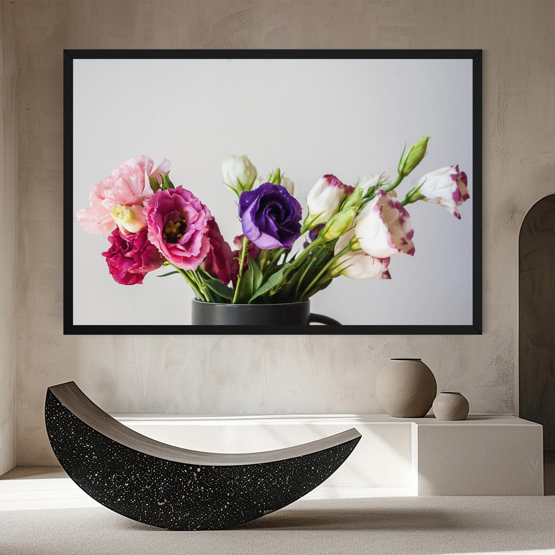 Tablou Canvas Flowers In Vase mockup 8