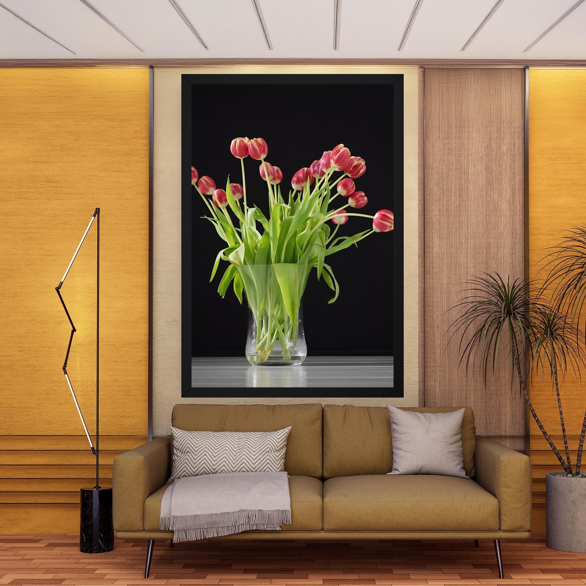 Tablou Canvas Tiny Tulips Vase mockup 9