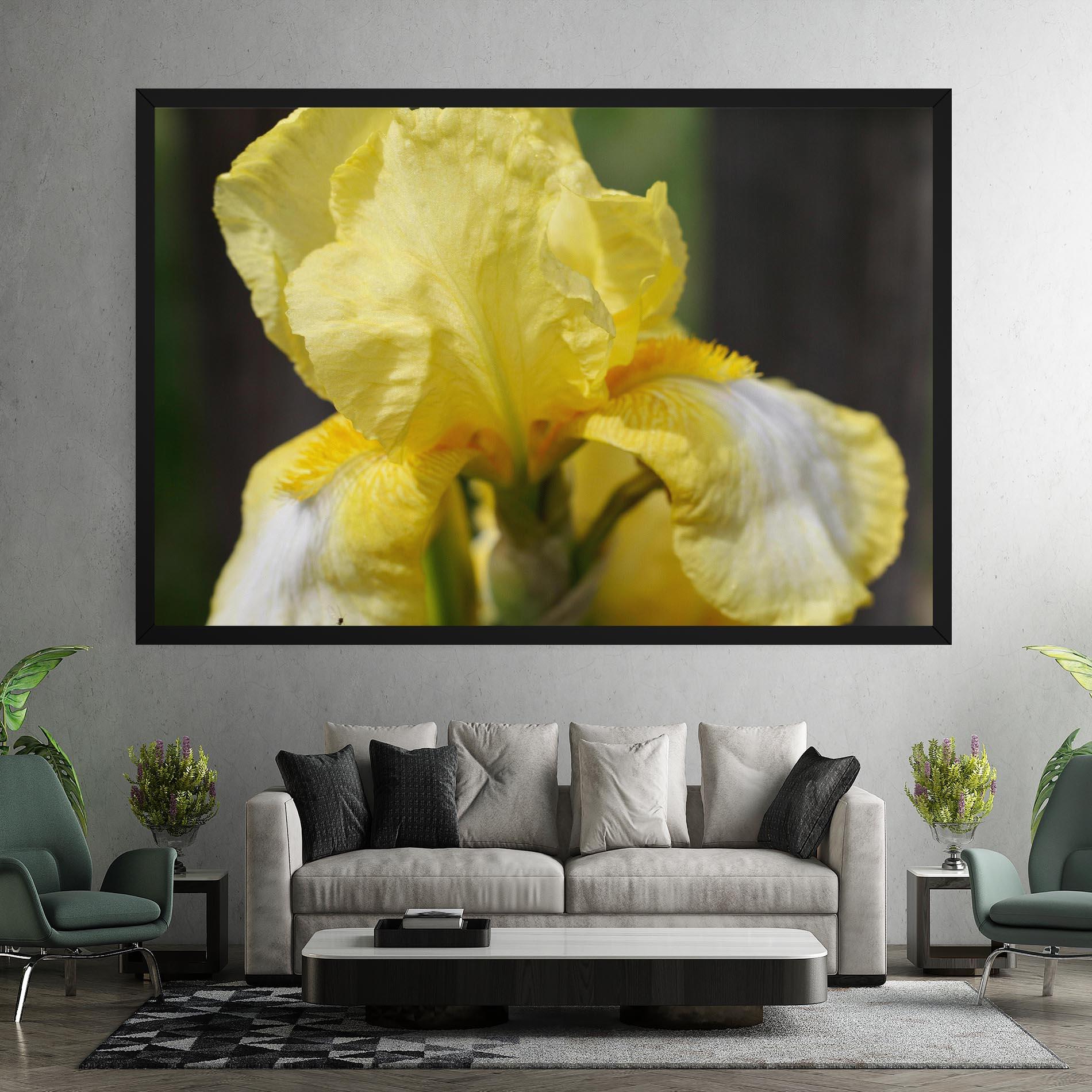 Tablou Canvas Garden Yellow Iris mockup 7