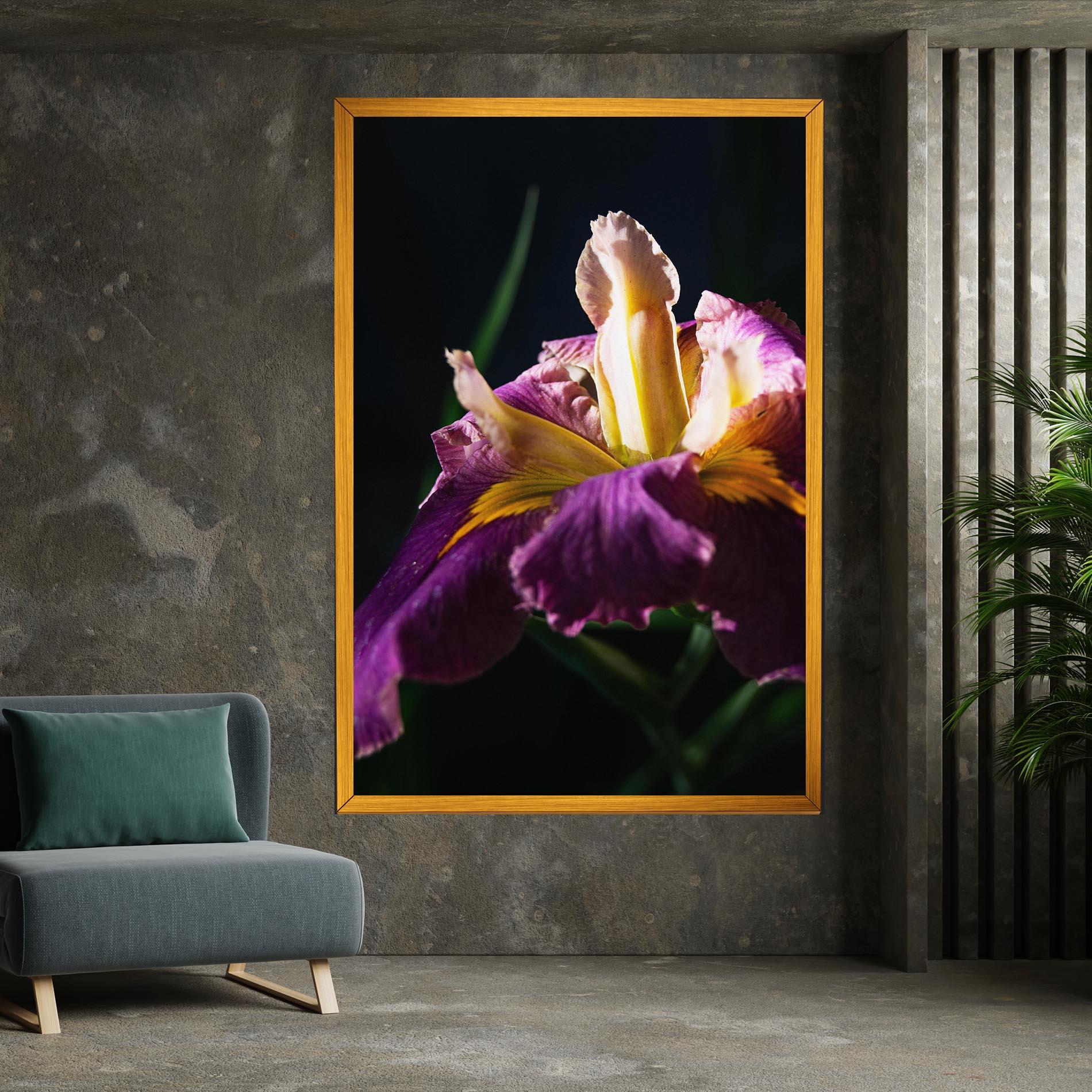 Tablou Canvas Pastel Yellow Iris mockup 7