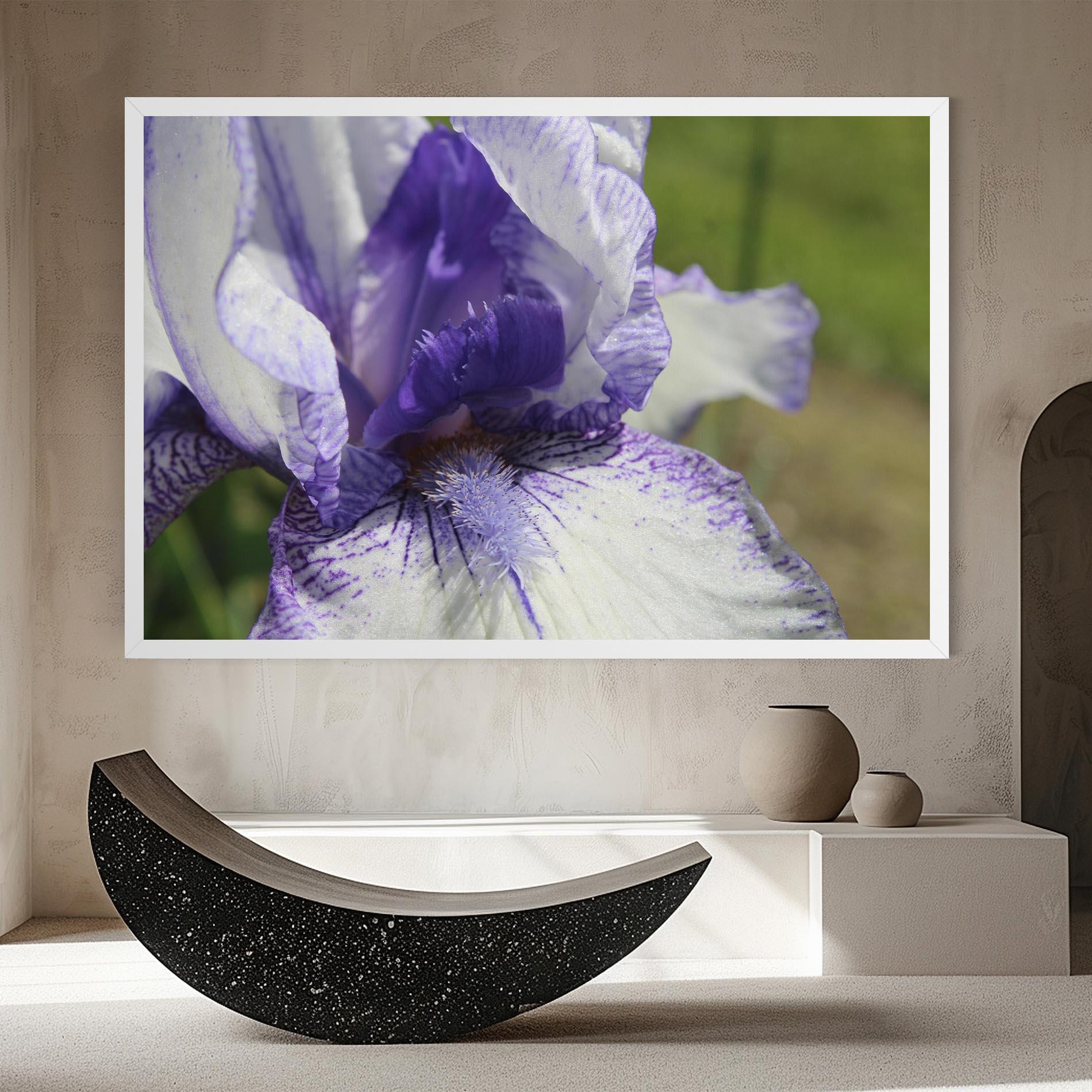 Tablou Canvas White Purple Iris mockup 8
