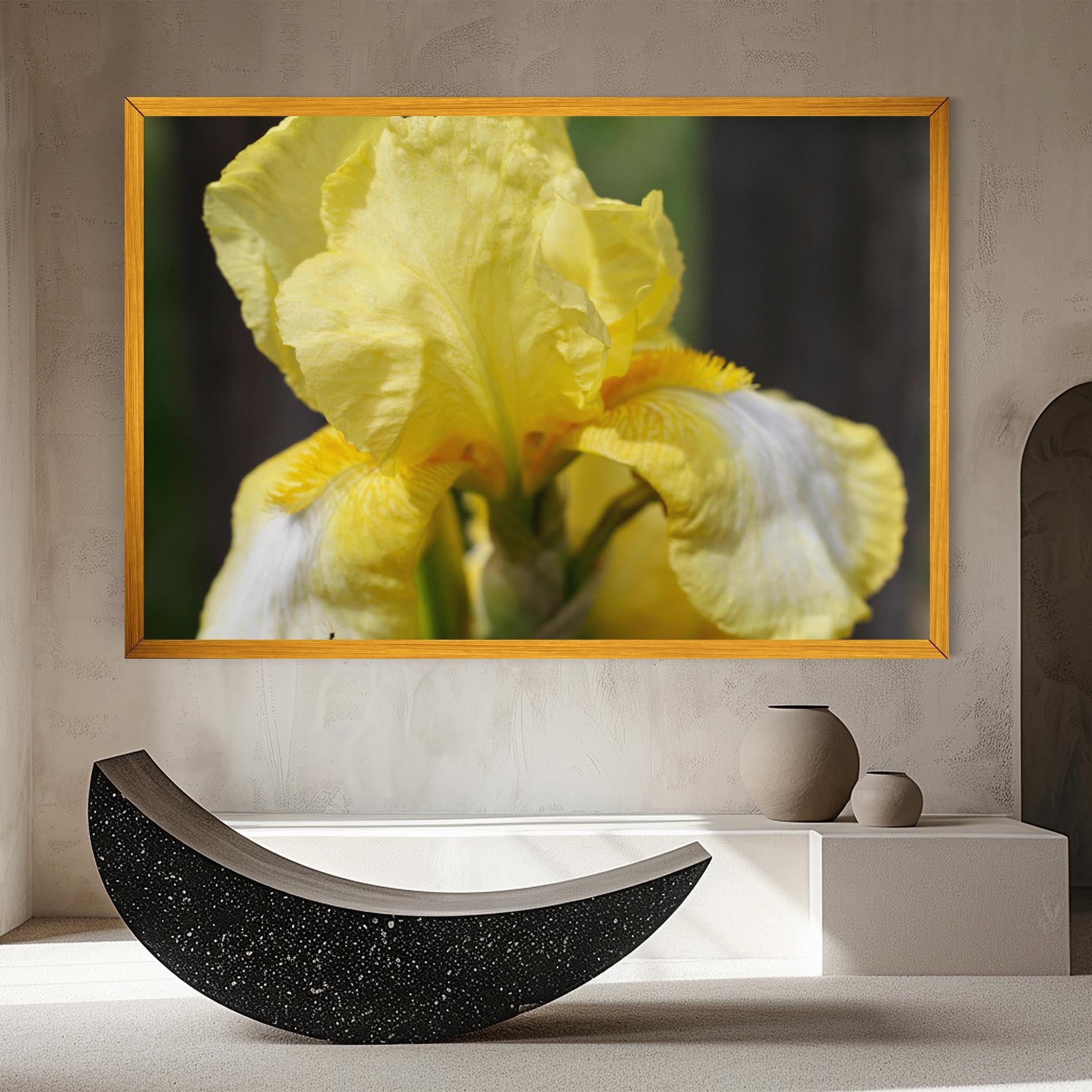 Tablou Canvas Garden Yellow Iris mockup 8