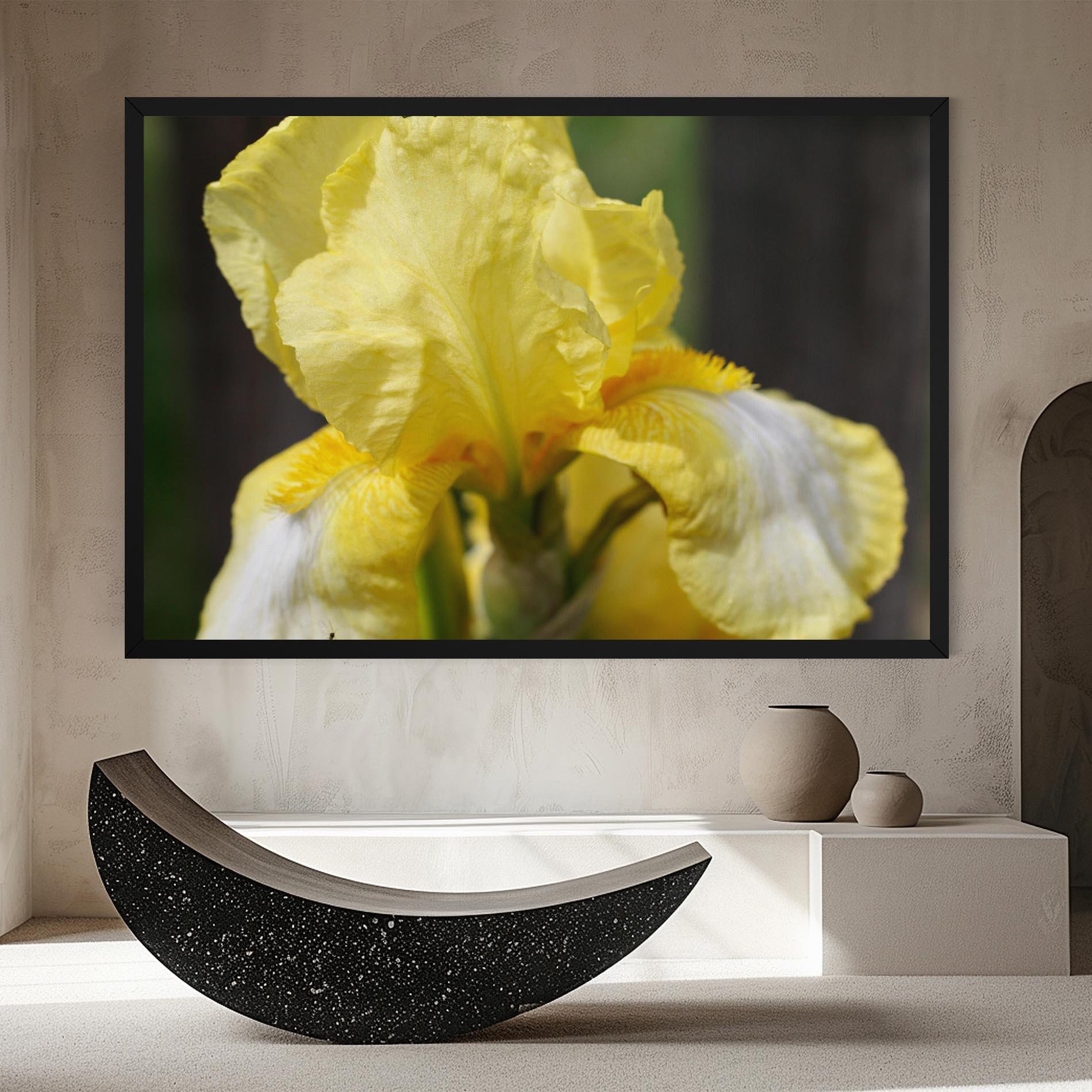 Tablou Canvas Garden Yellow Iris mockup 8