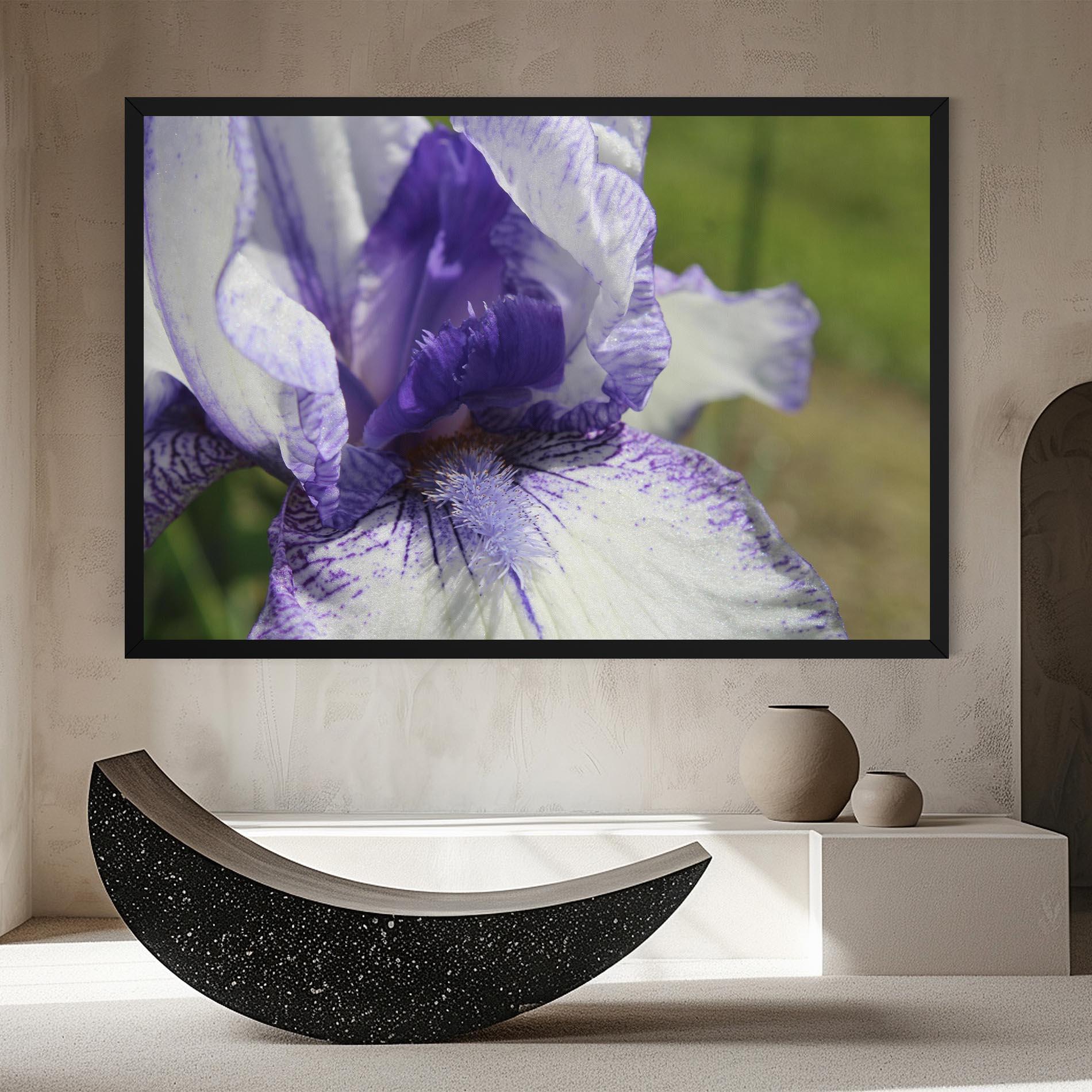 Tablou Canvas White Purple Iris mockup 8