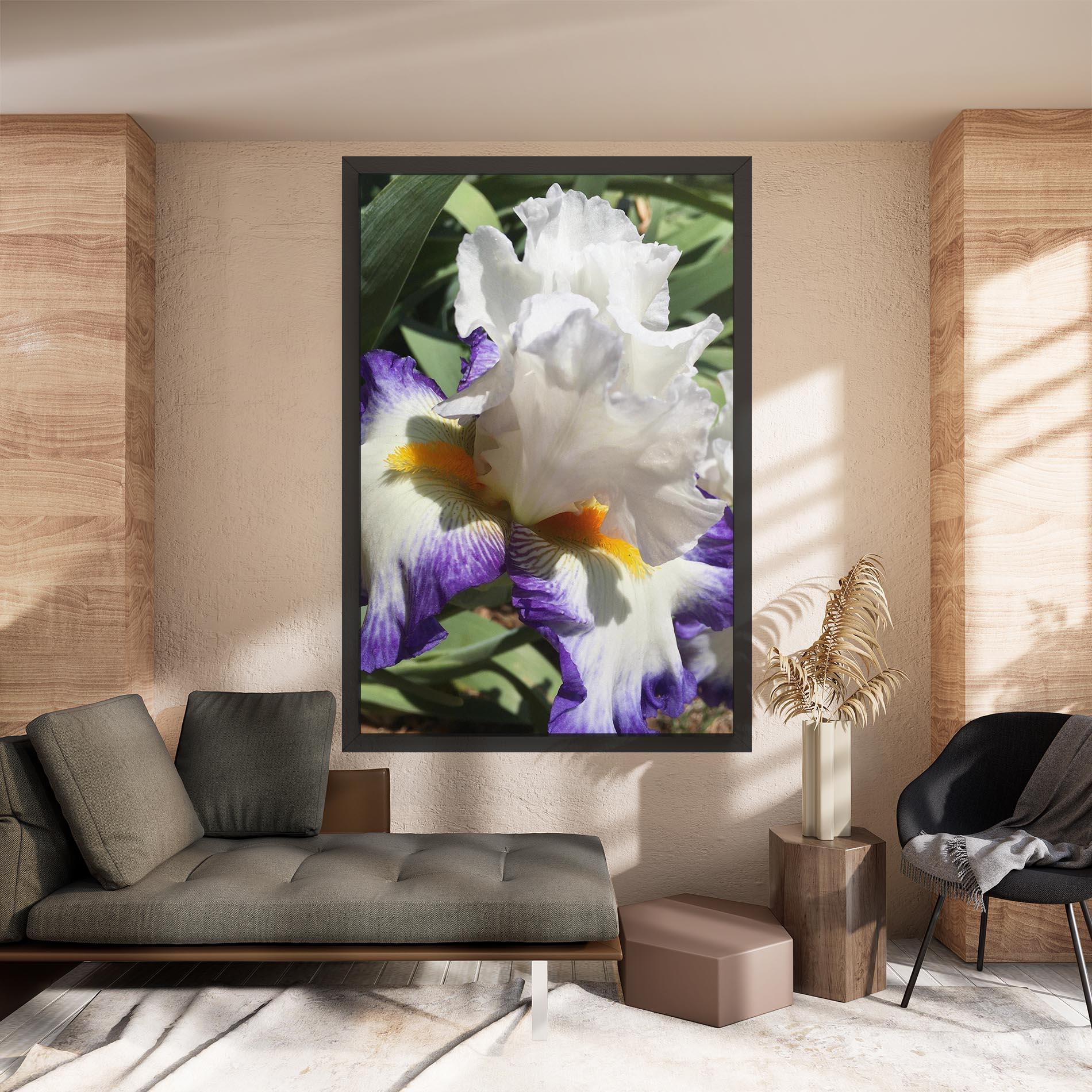 Tablou Canvas Garden White Purple Irirs mockup 8