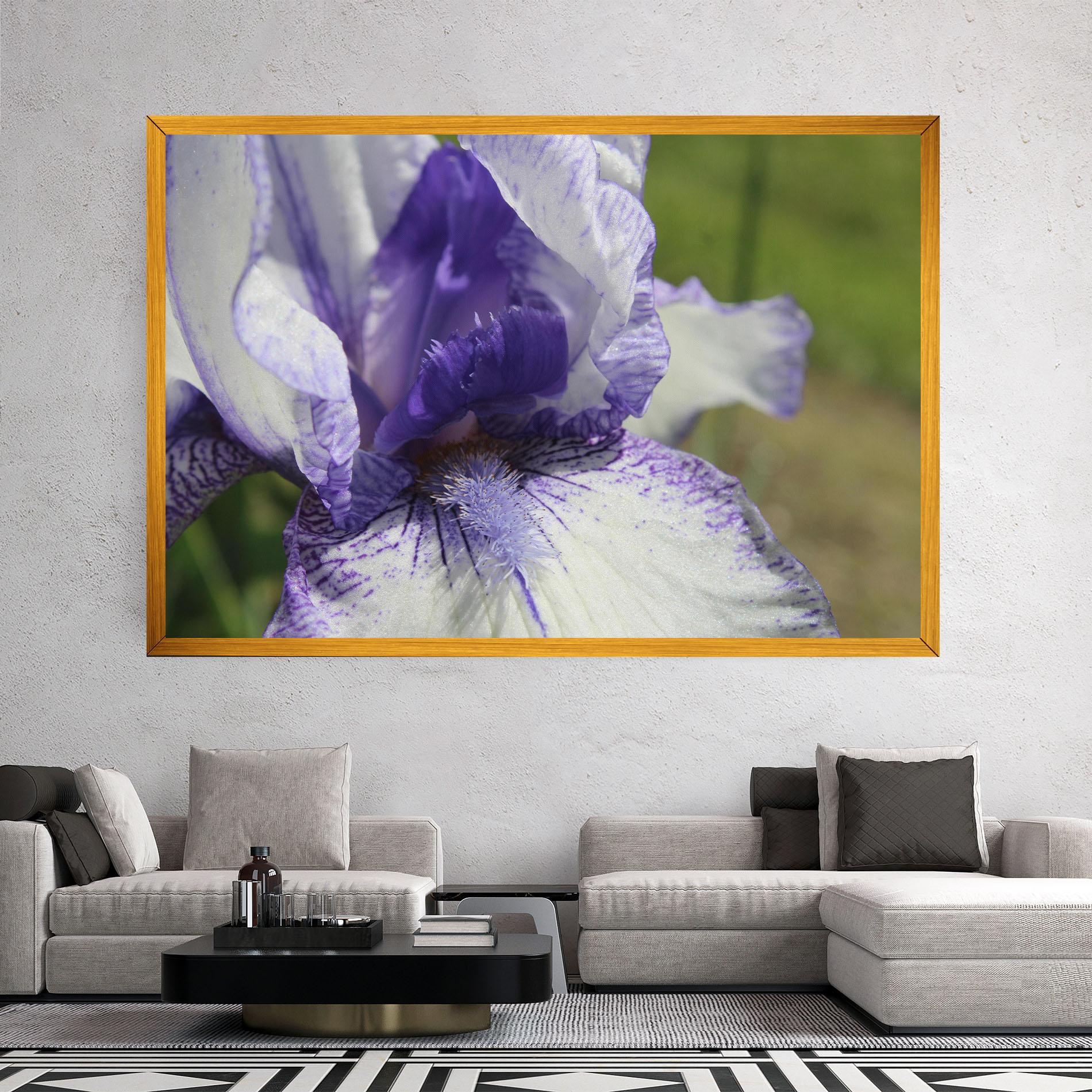 Tablou Canvas White Purple Iris mockup 2
