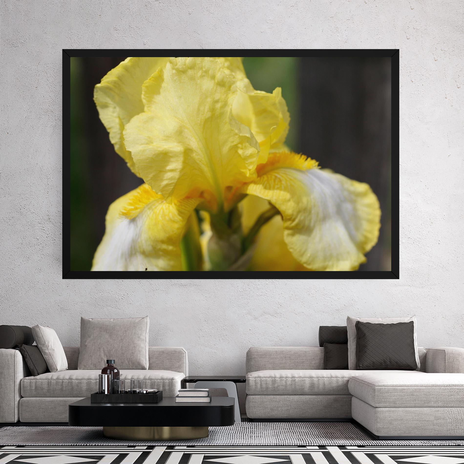 Tablou Canvas Garden Yellow Iris mockup 2