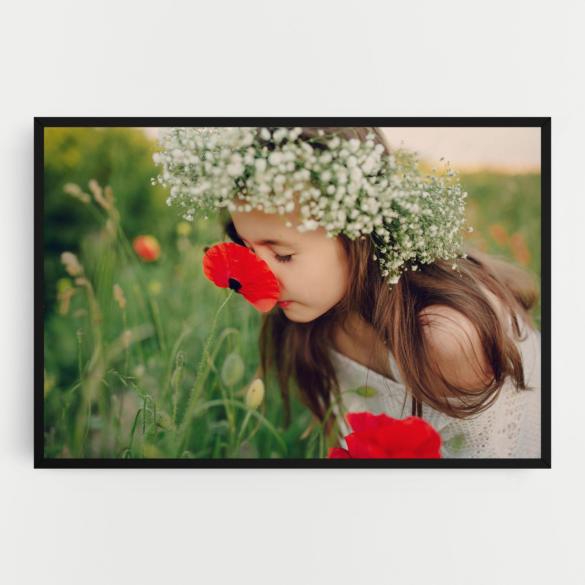 Tablou Canvas Girl With Poppies mockup 0