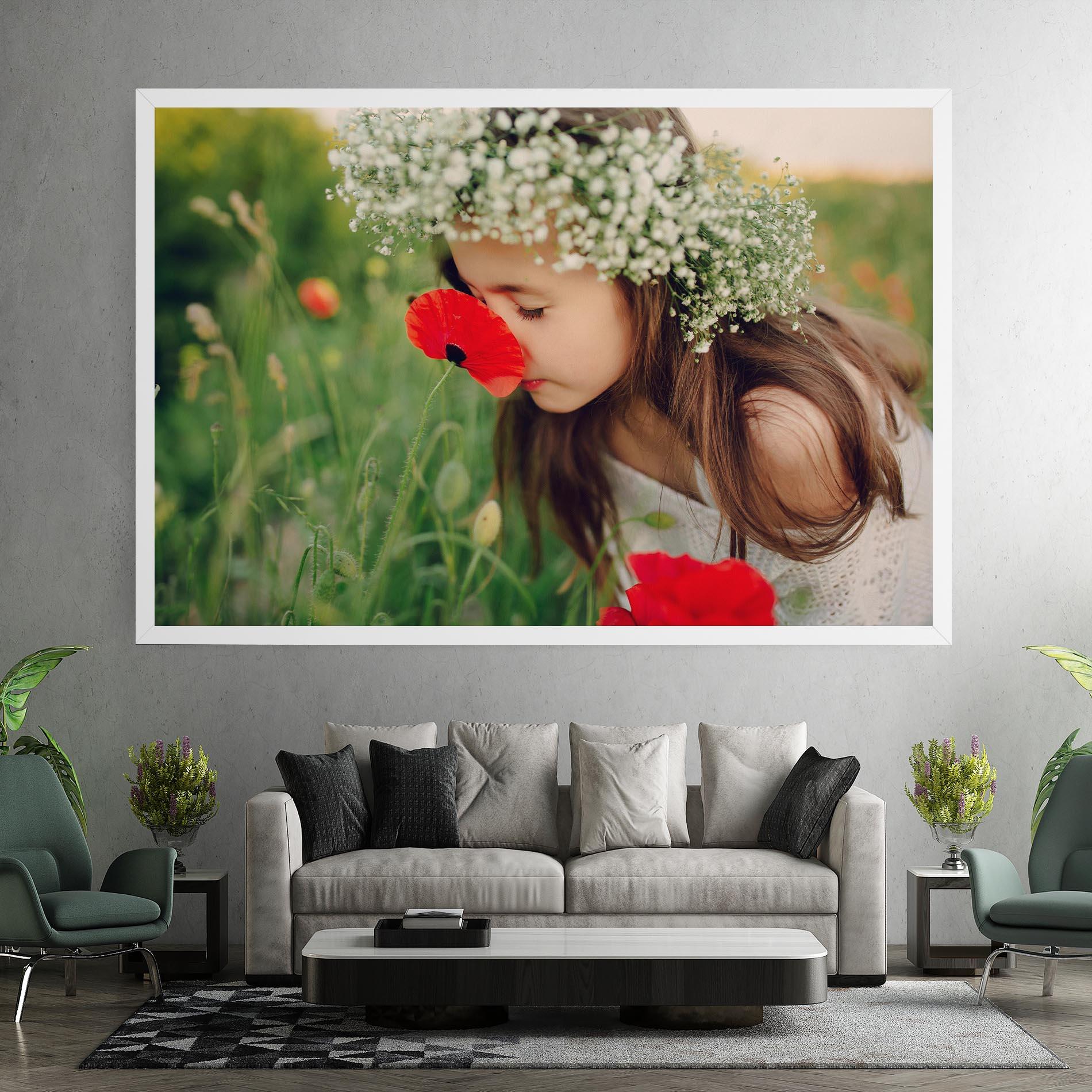 Tablou Canvas Girl With Poppies mockup 7