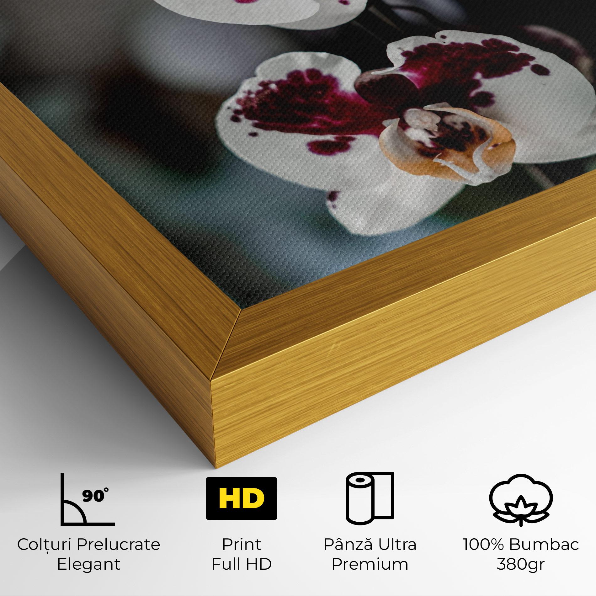 Tablou Canvas Dark Purple Orchid mockup 4