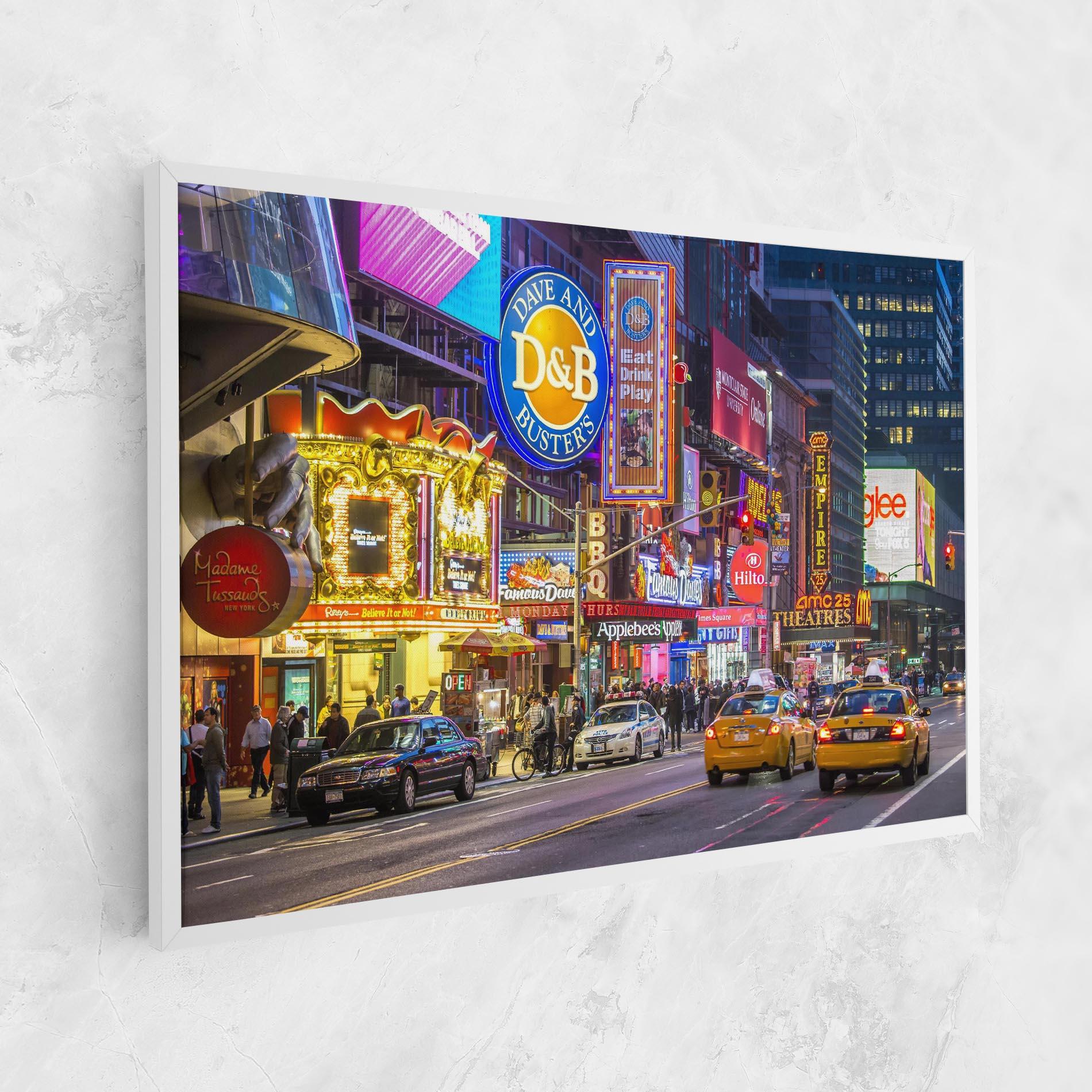 Tablou Canvas New York Lights mockup 1
