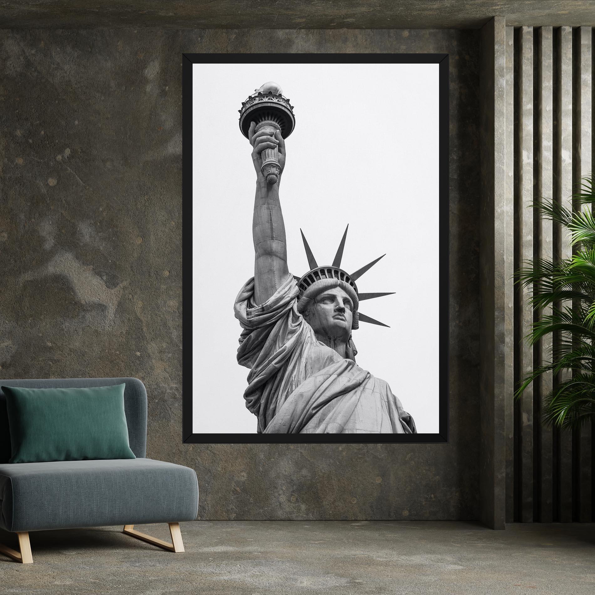 Tablou Canvas Liberty Statue mockup 7