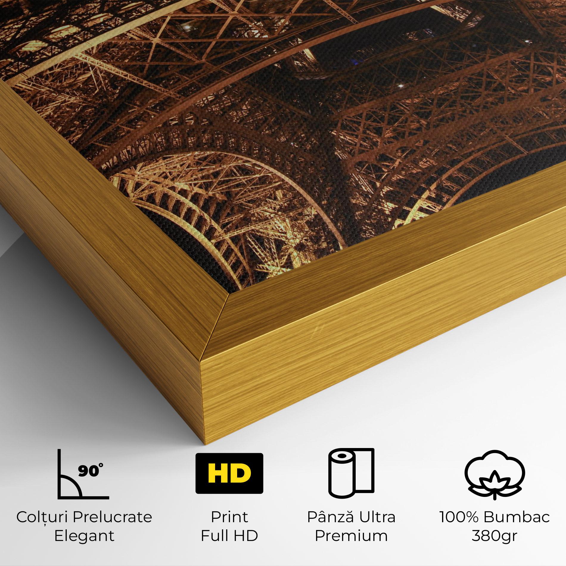 Tablou Canvas Eiffel Tower At Night mockup 4