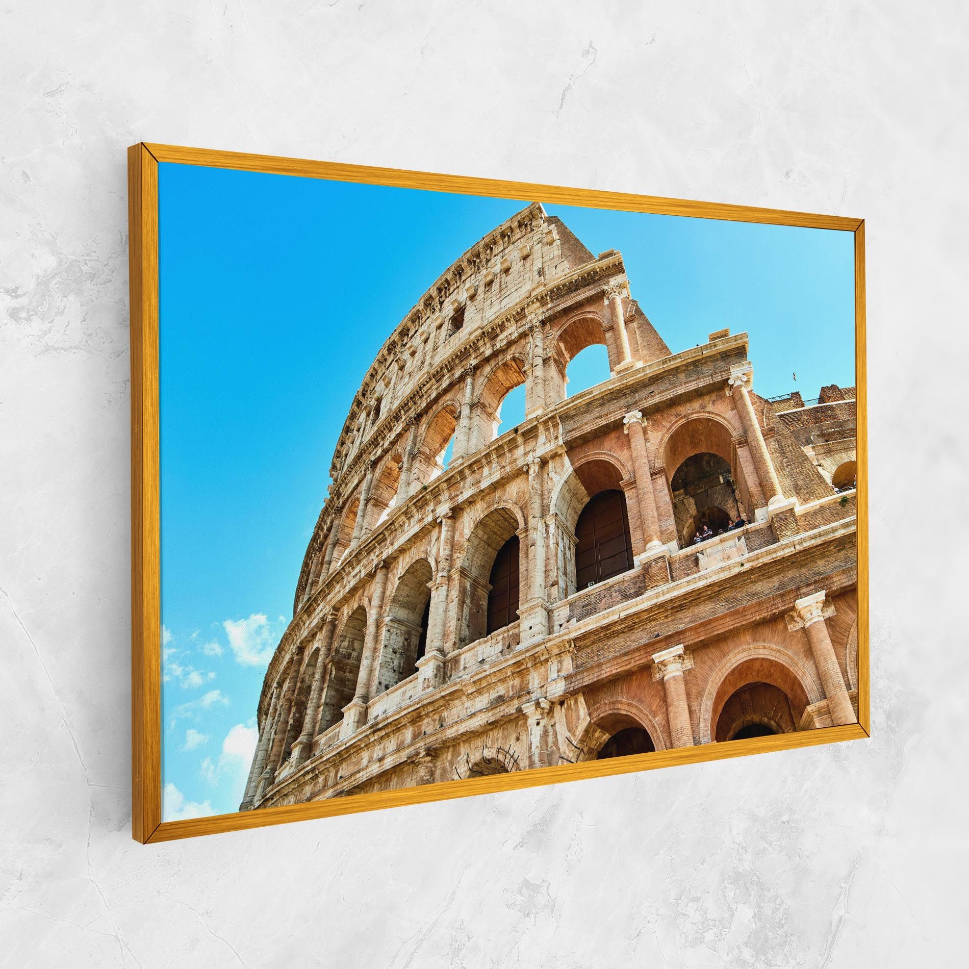 Close Colosseum mockup 1