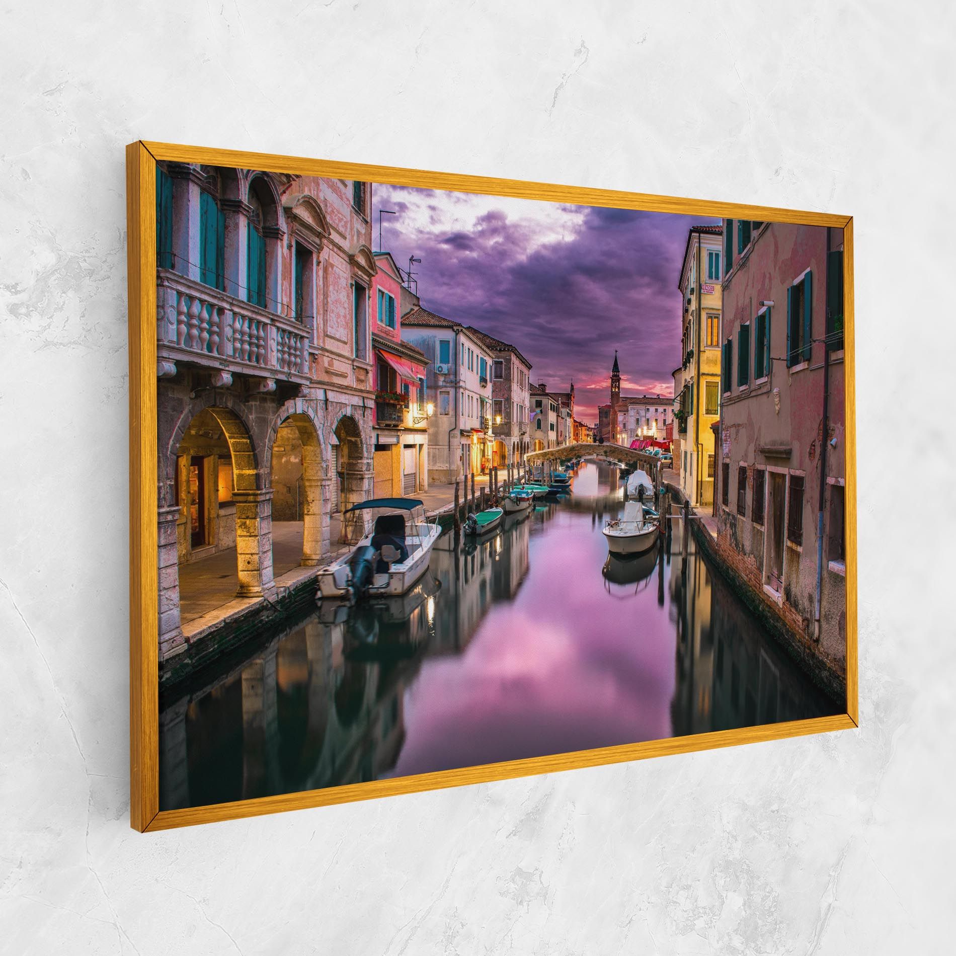 Purple Light Venecia mockup 1