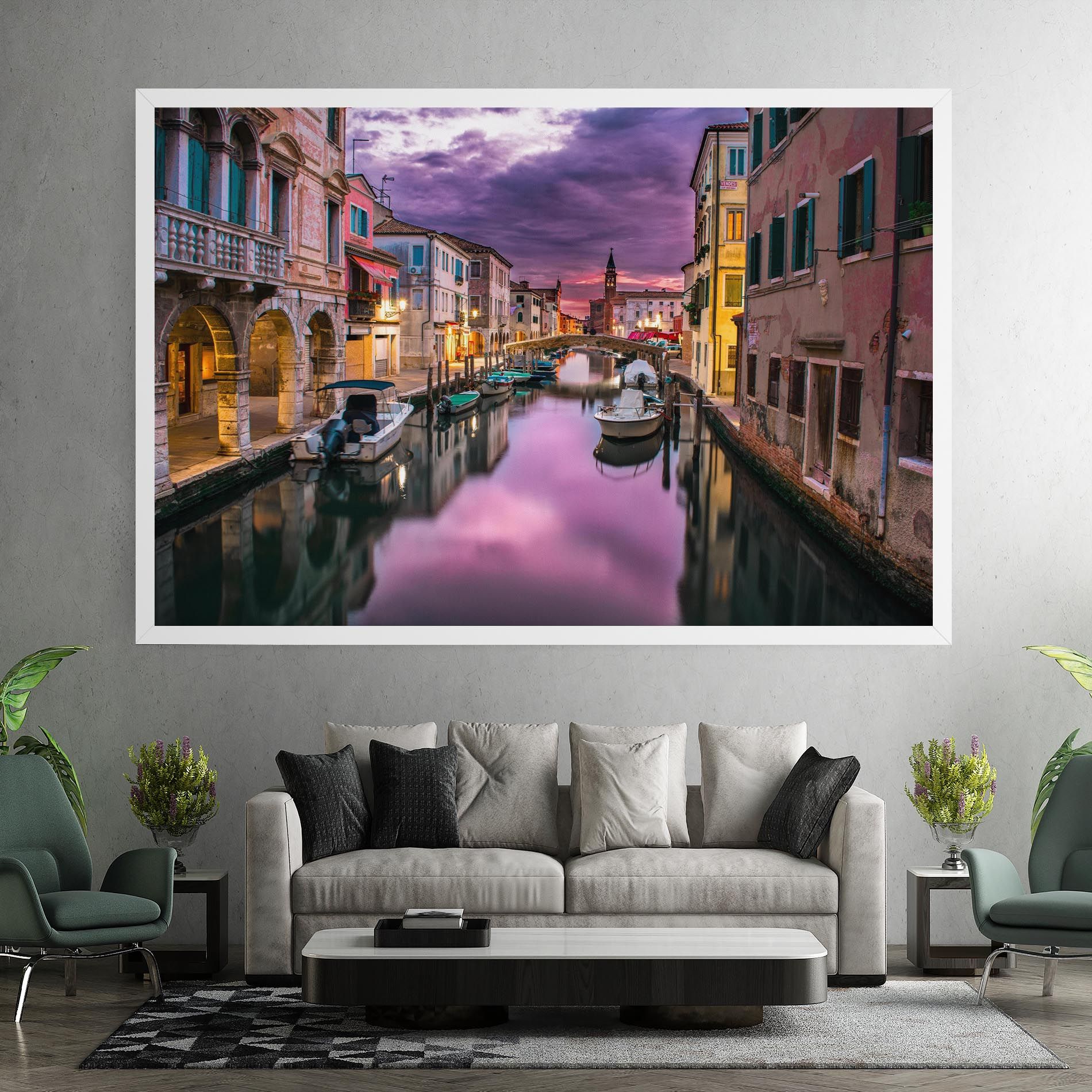 Purple Light Venecia mockup 7