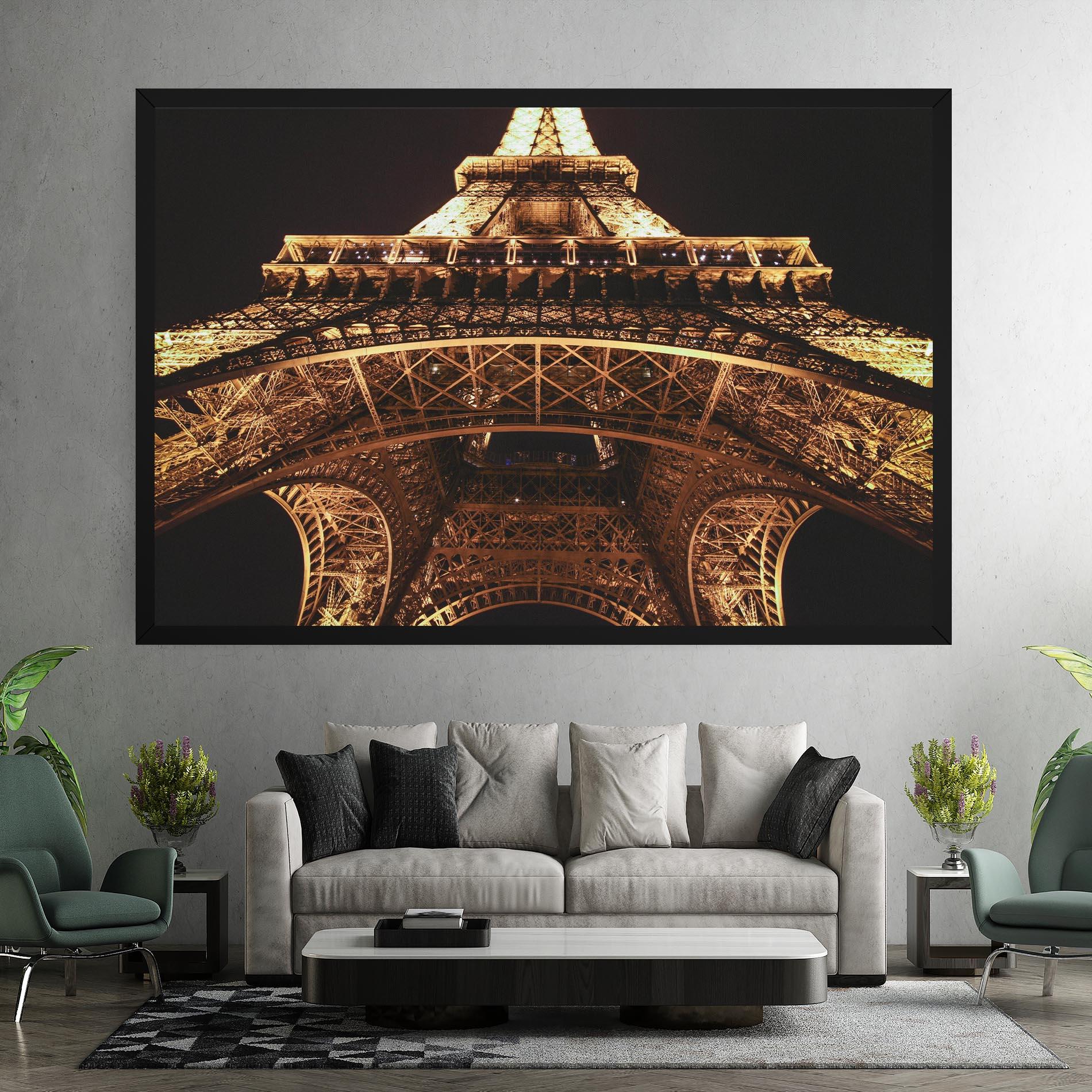 Tablou Canvas Eiffel Tower At Night mockup 7