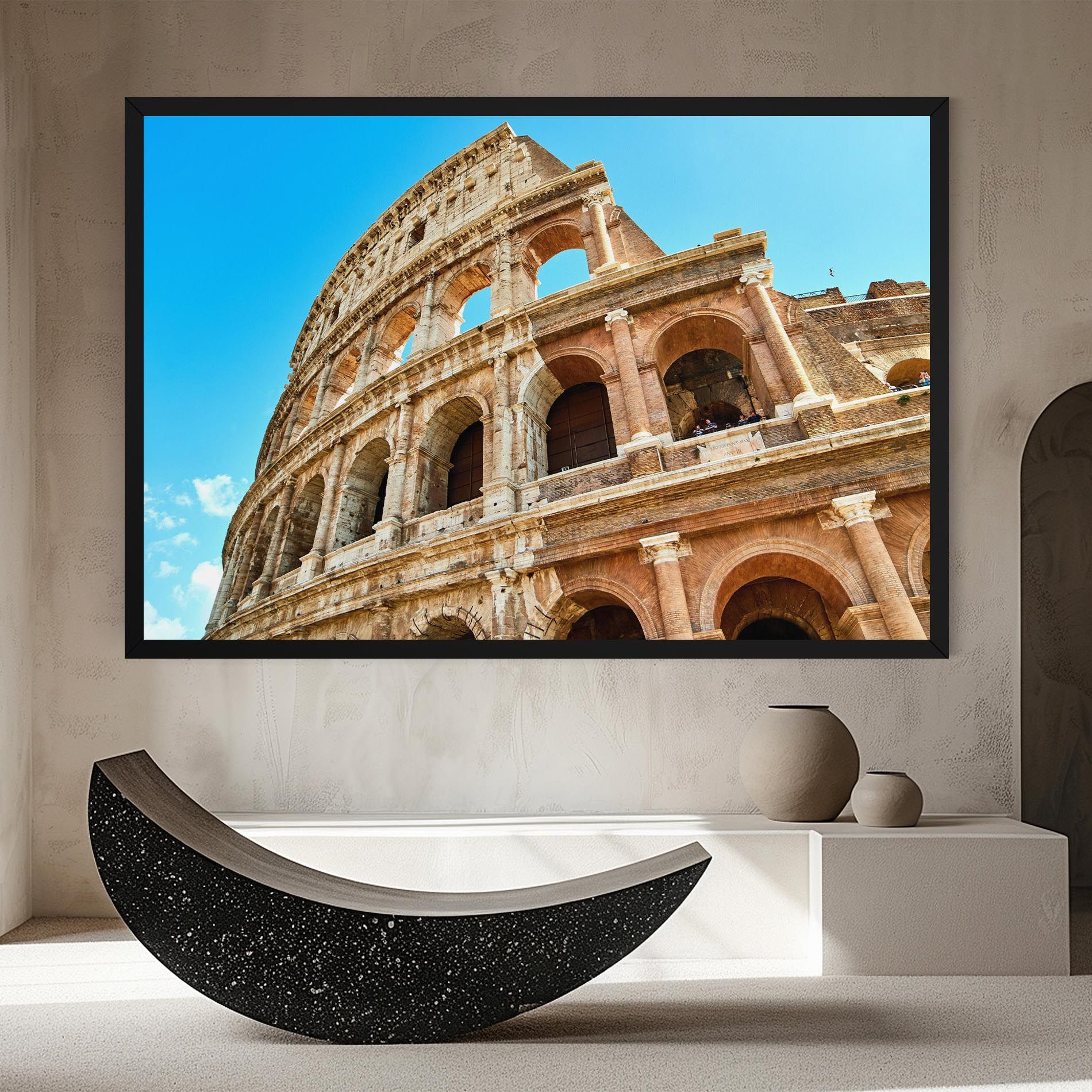 Close Colosseum mockup 8