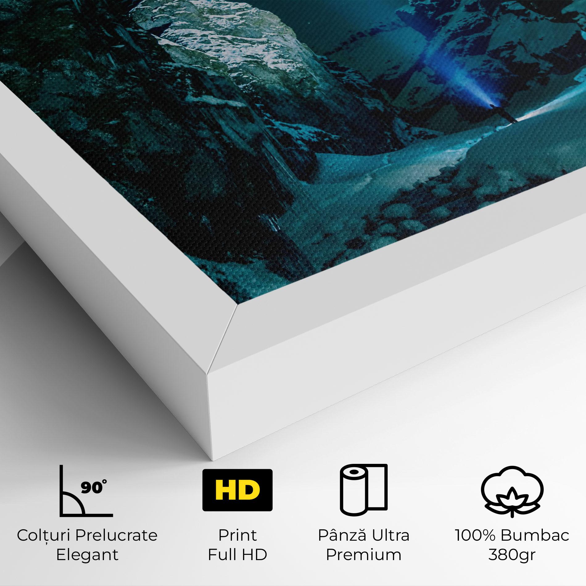 Tablou Canvas Green Light Mountain mockup 4