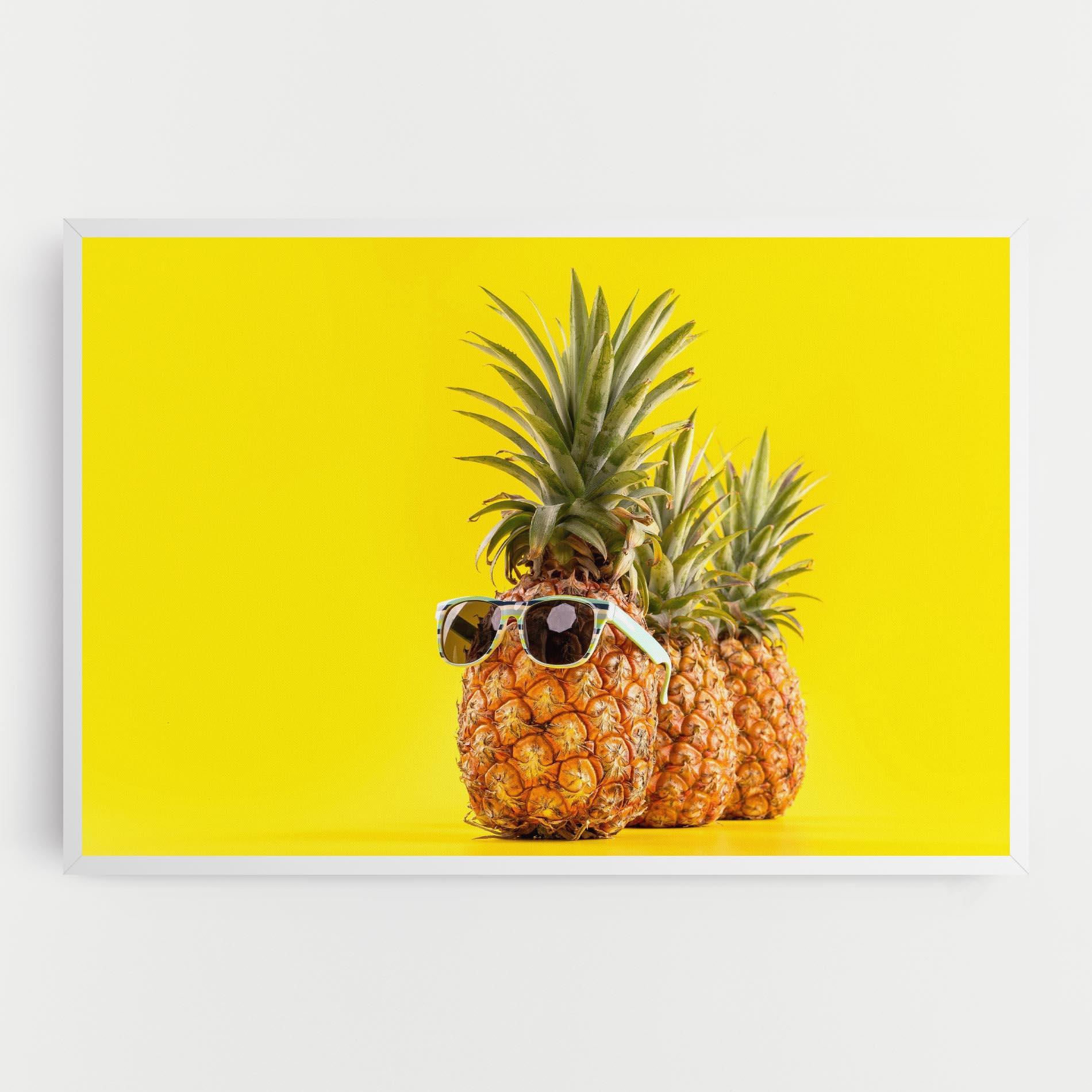 Tablou Canvas Pineapple Looking Up mockup 0