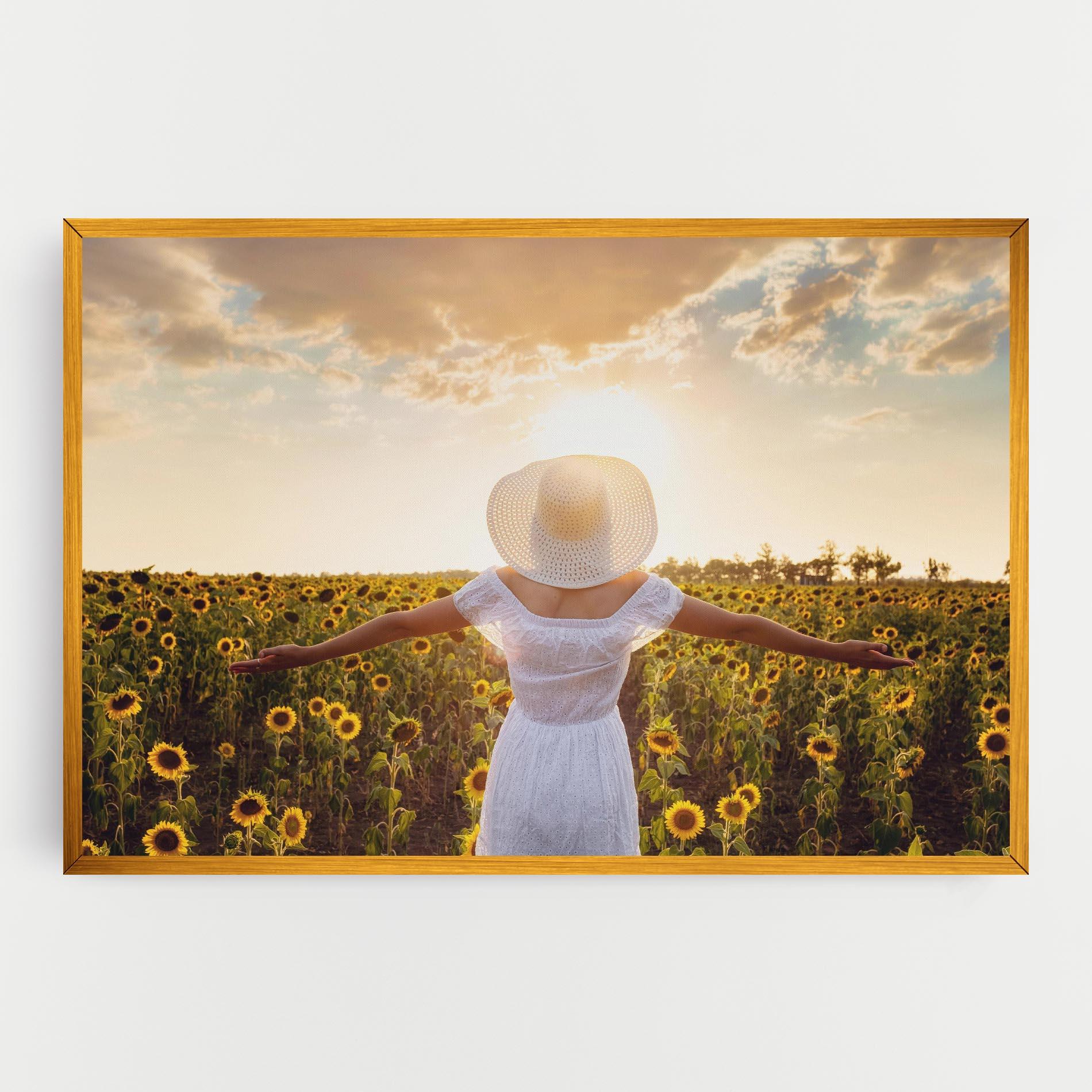 Tablou Canvas Girl In Nature mockup 0