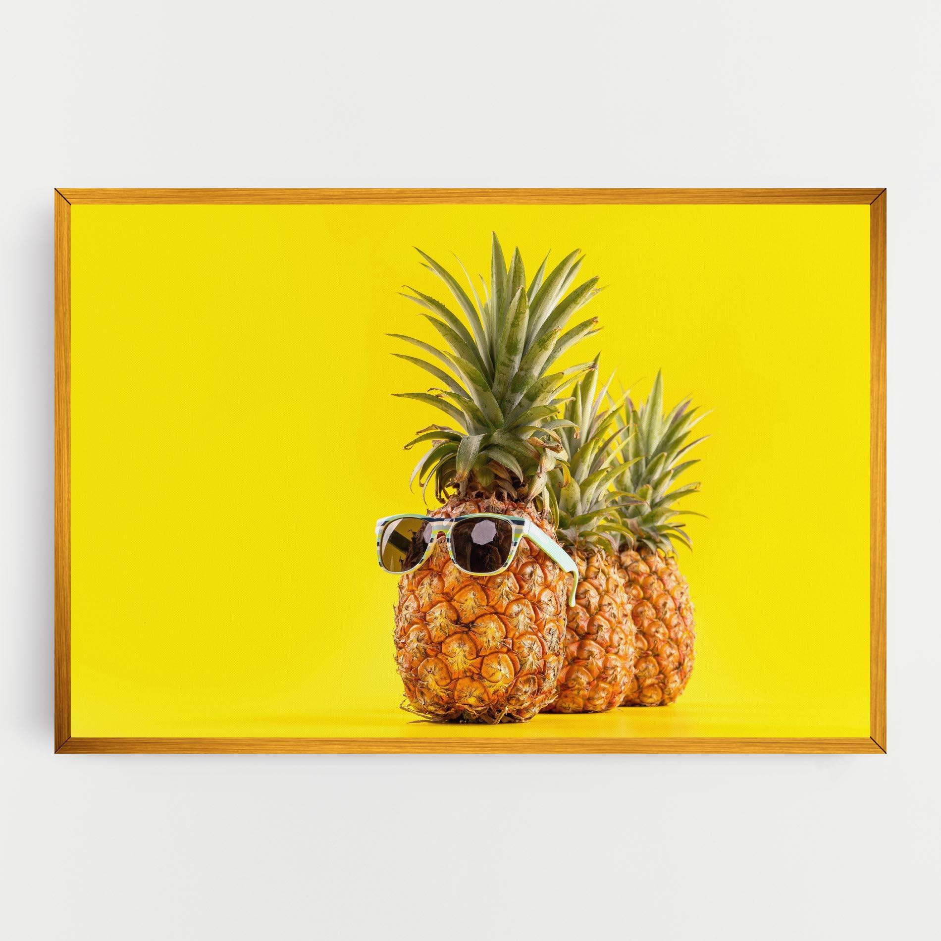 Tablou Canvas Pineapple Looking Up mockup 0