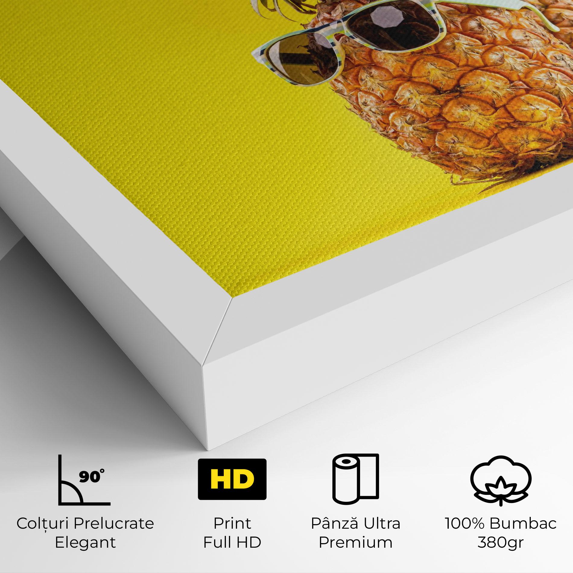 Tablou Canvas Pineapple Looking Up mockup 4