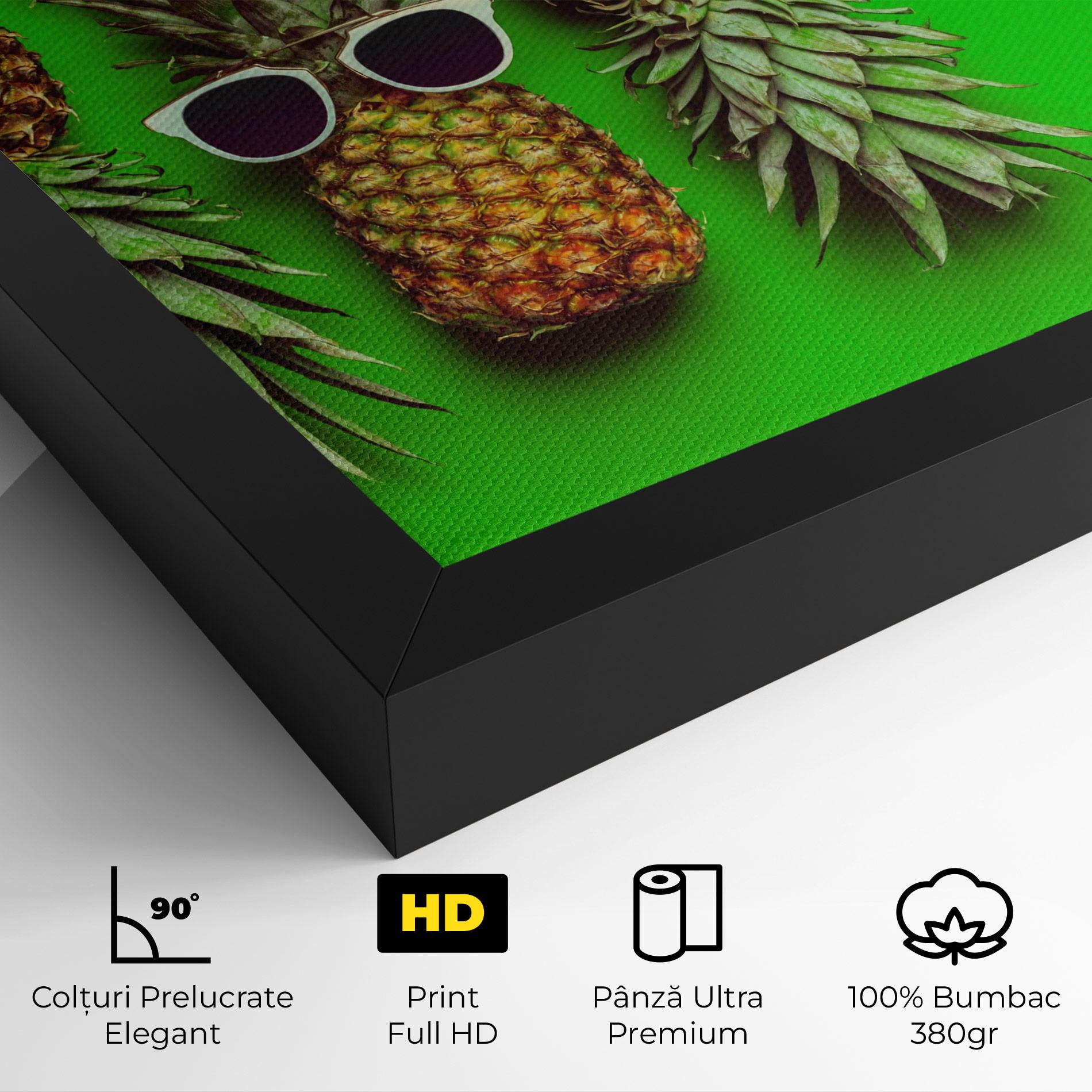 Tablou Canvas Green Pineapple mockup 4