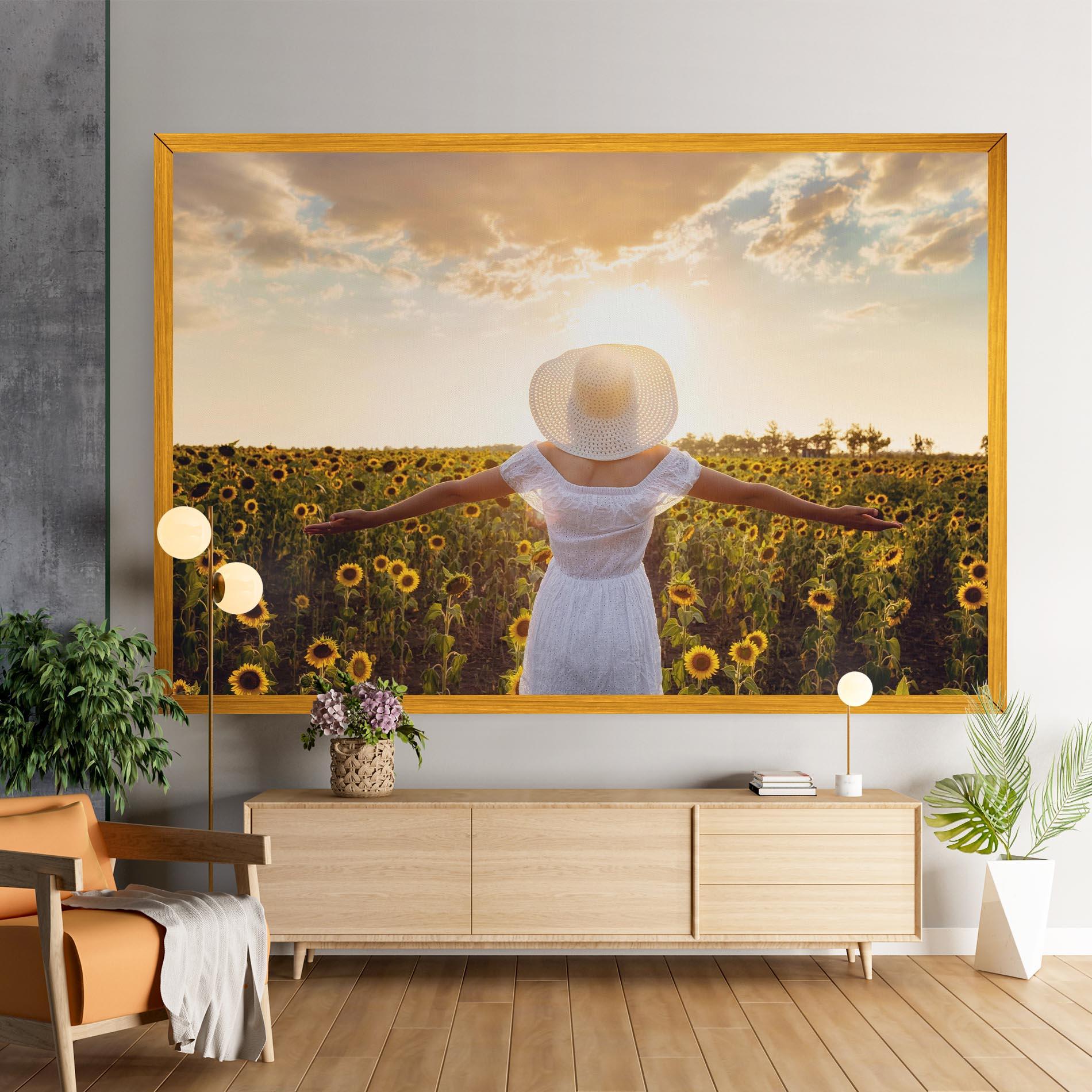 Tablou Canvas Girl In Nature mockup 9