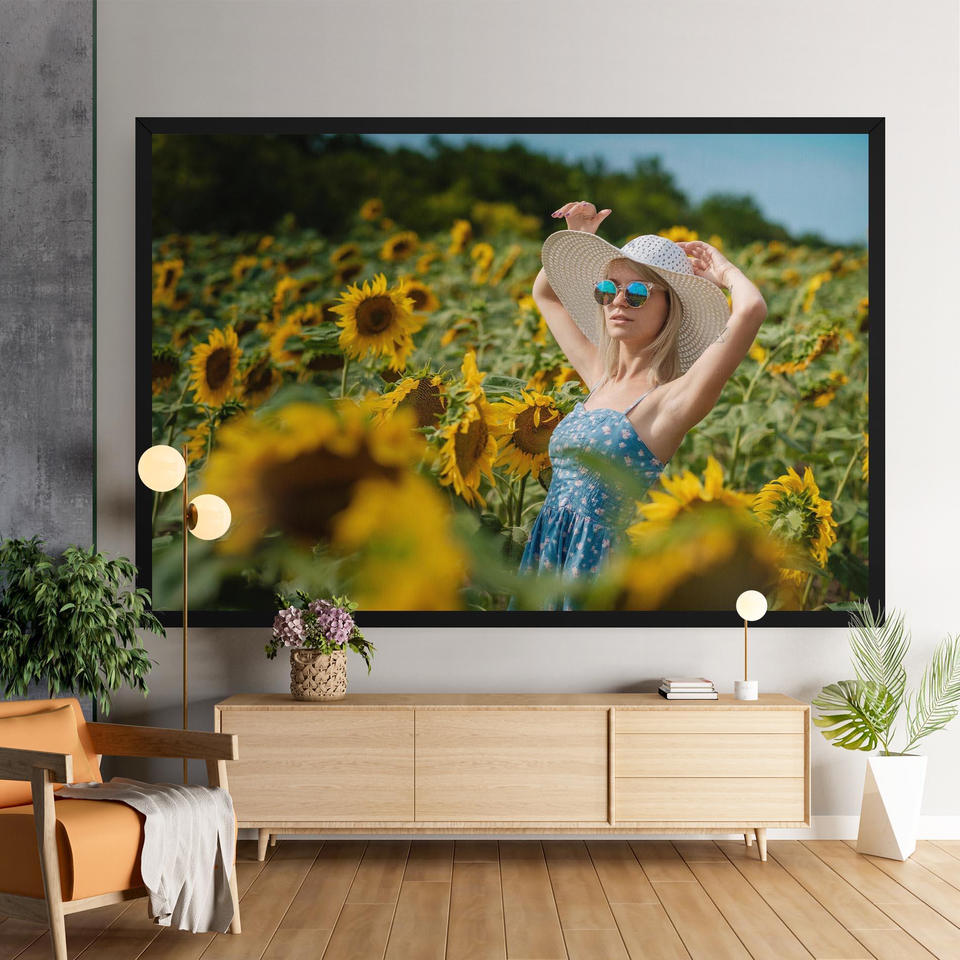 Tablou Canvas Model Posing mockup 9