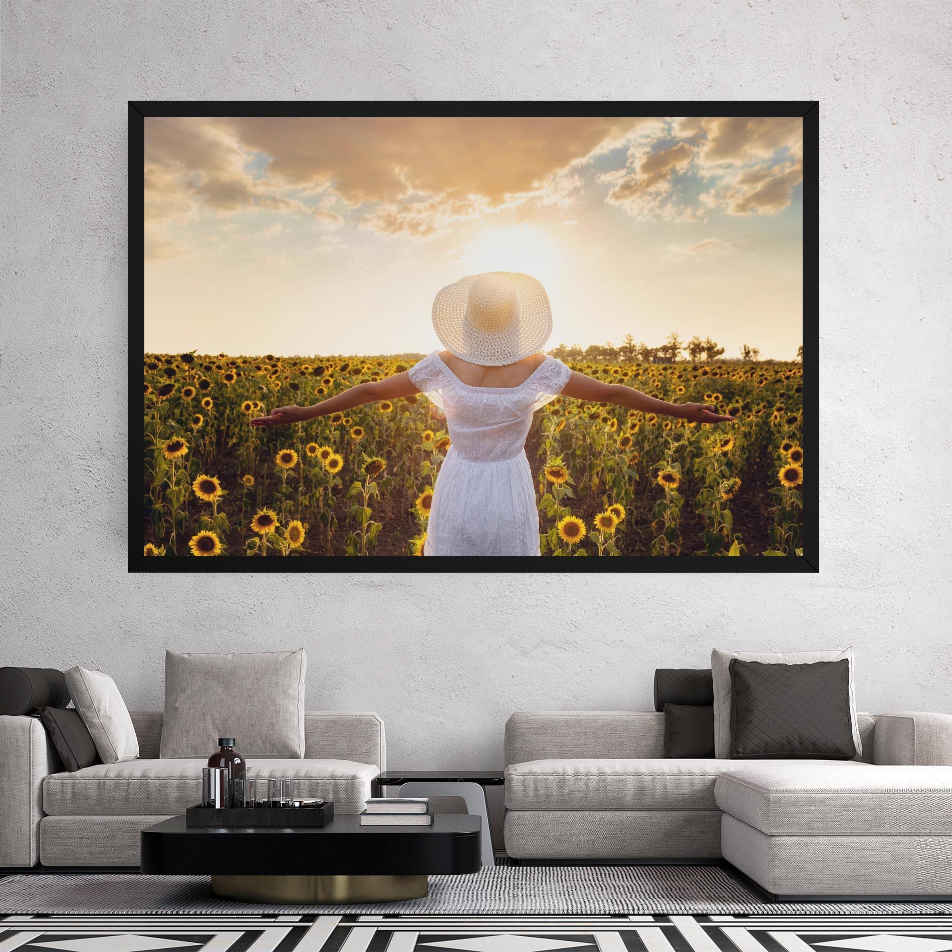 Tablou Canvas Girl In Nature mockup 2