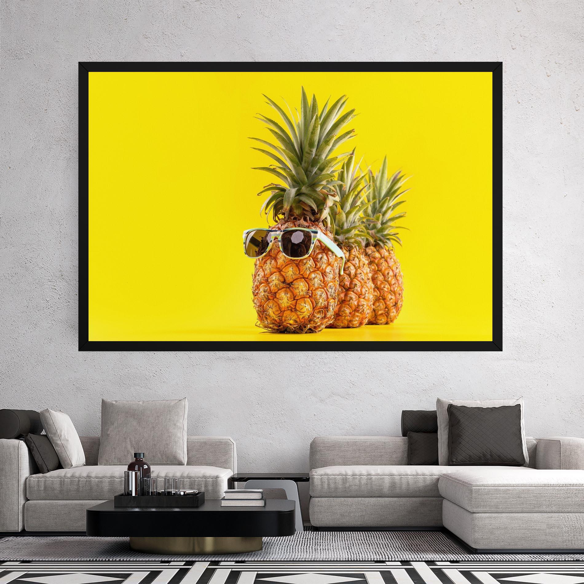 Tablou Canvas Pineapple Looking Up mockup 2