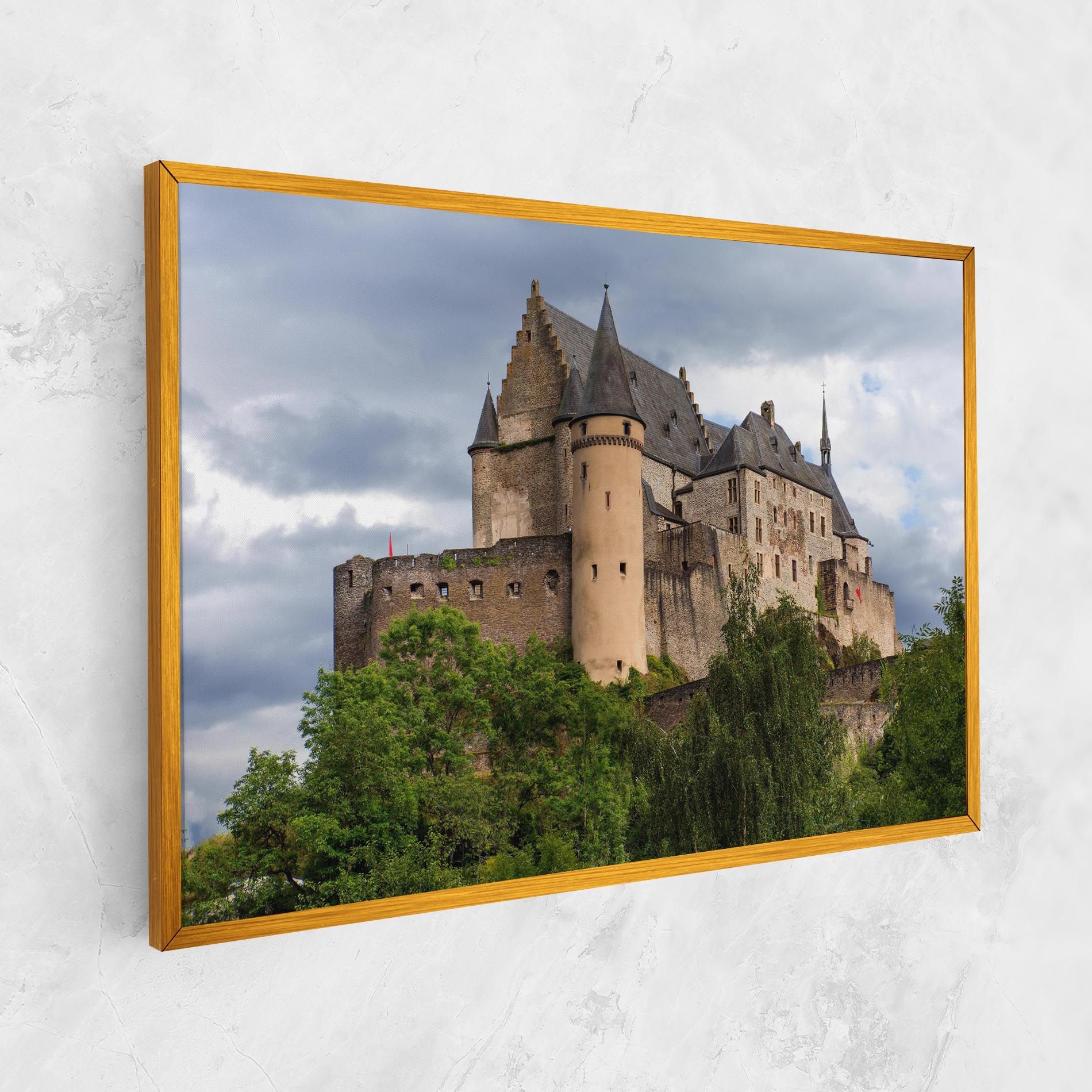 Castle Vianden mockup 1