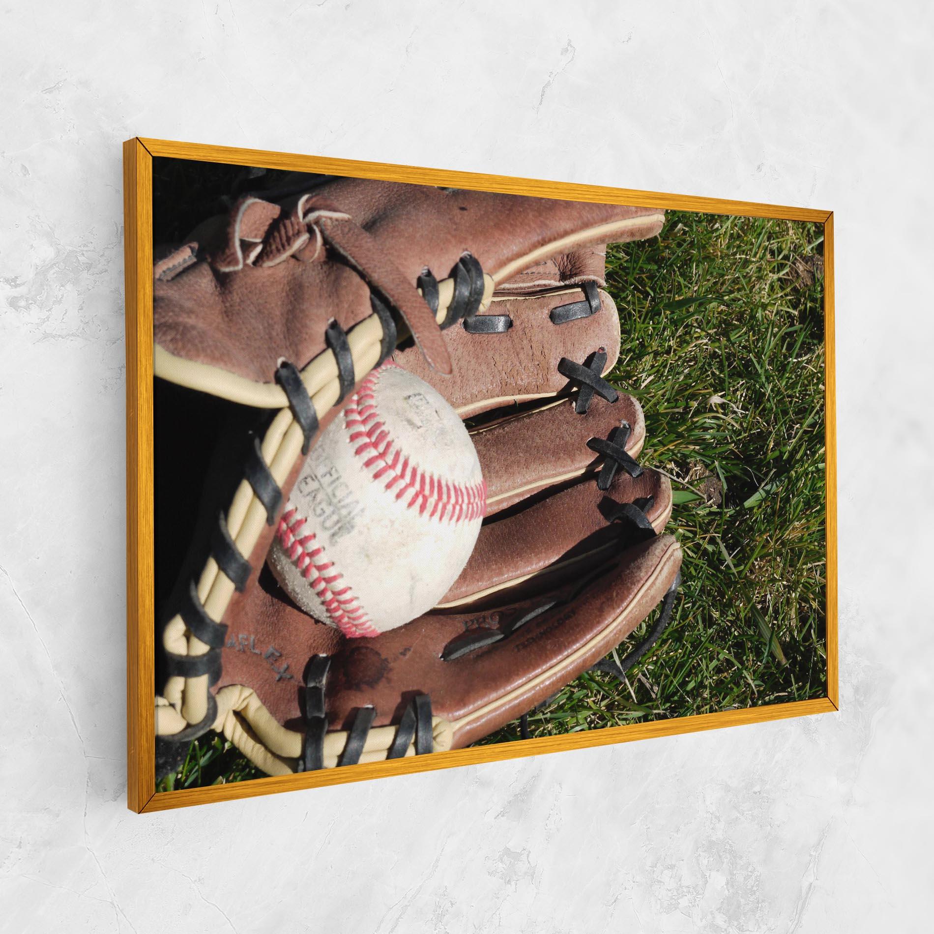 Tablou Canvas Brown Baseball Glove mockup 1