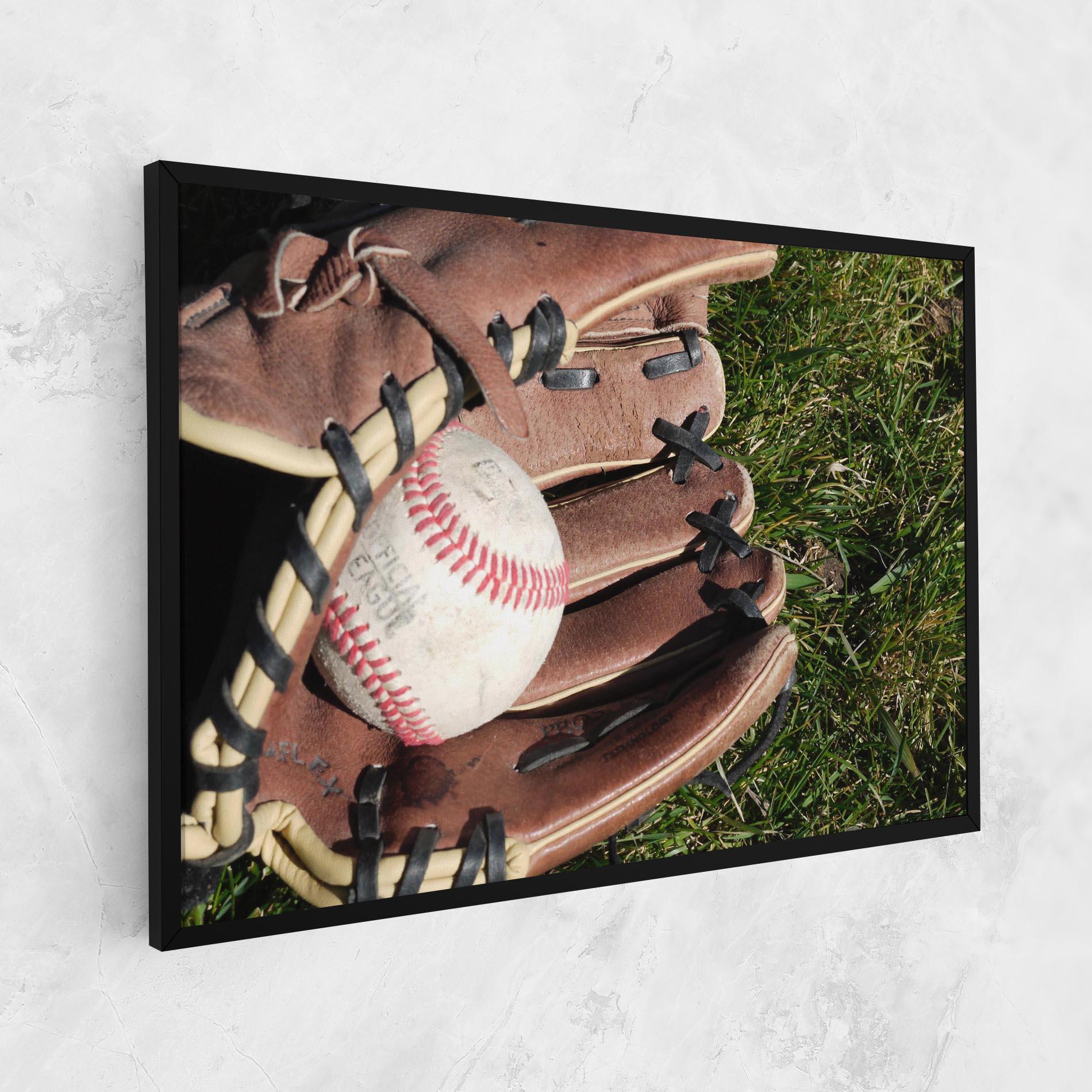 Tablou Canvas Brown Baseball Glove mockup 1