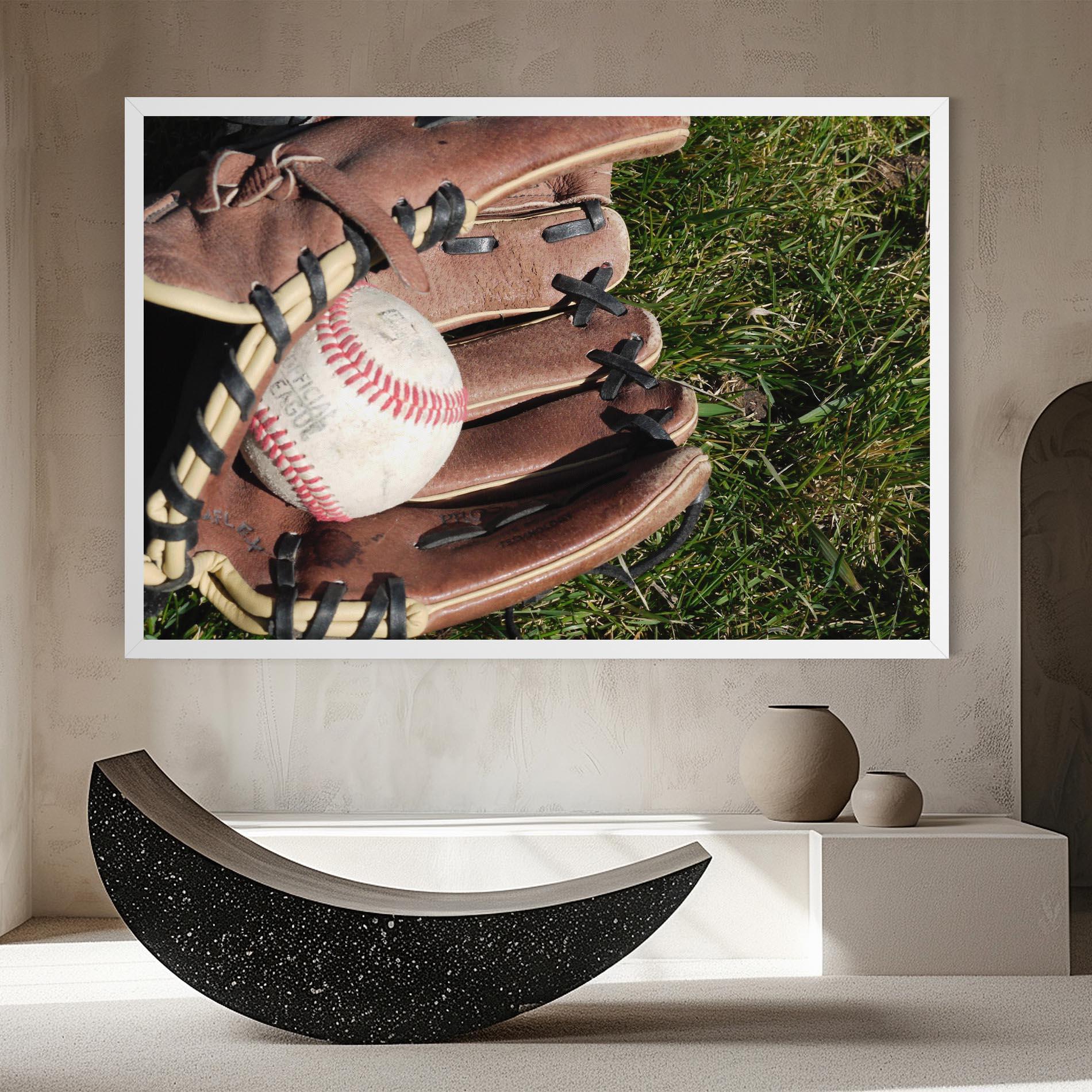 Tablou Canvas Brown Baseball Glove mockup 8