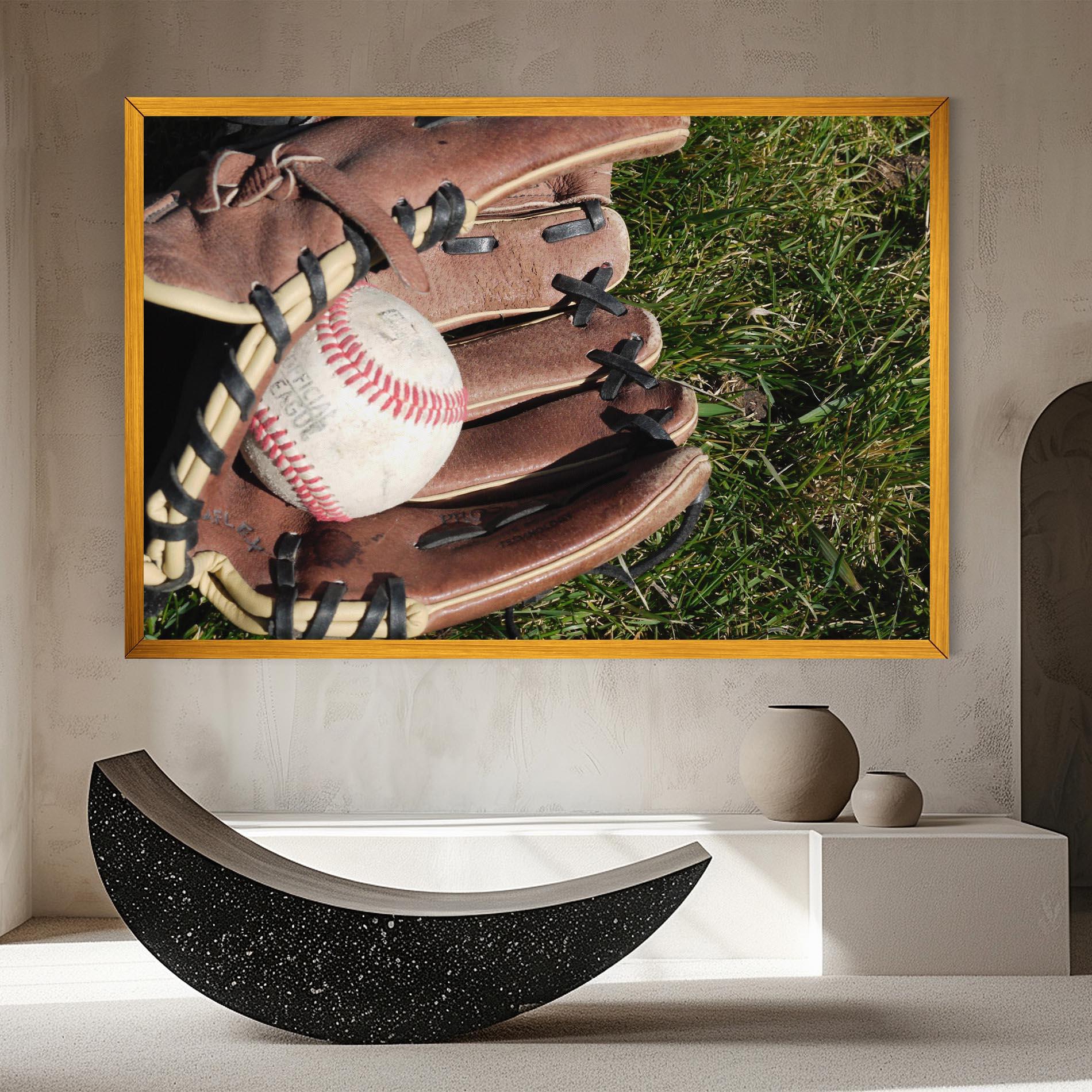 Tablou Canvas Brown Baseball Glove mockup 8