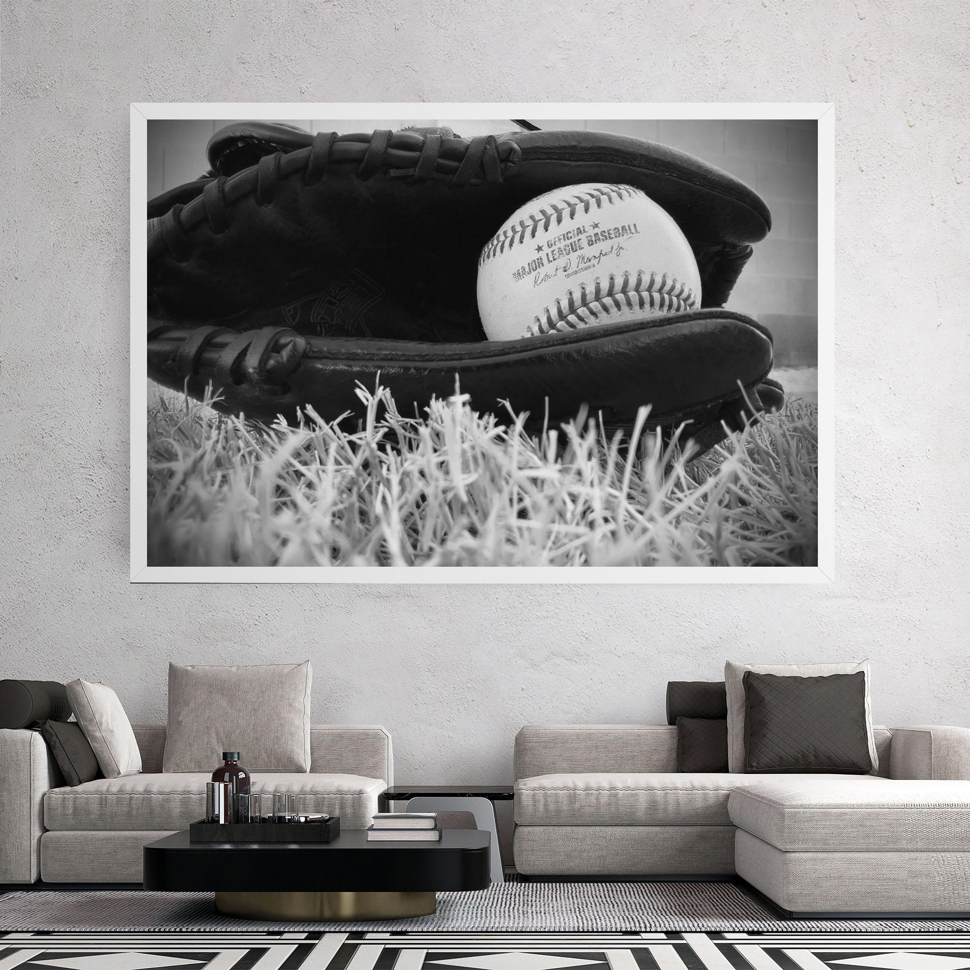 Tablou Canvas Black Baseball Glove mockup 2