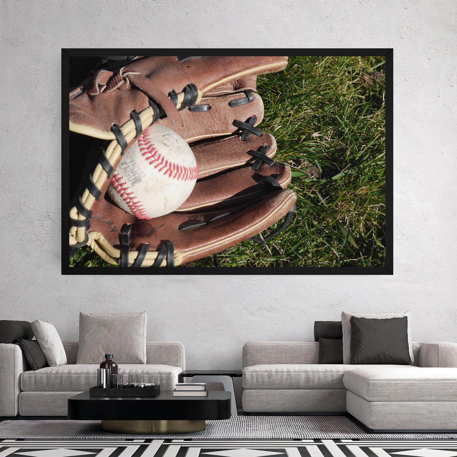 Tablou Canvas Brown Baseball Glove mockup 2