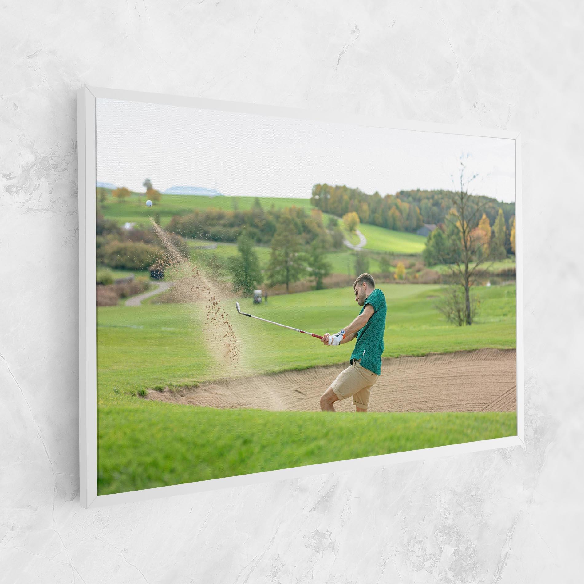 Tablou Canvas Green Tshirt Golf Player mockup 1