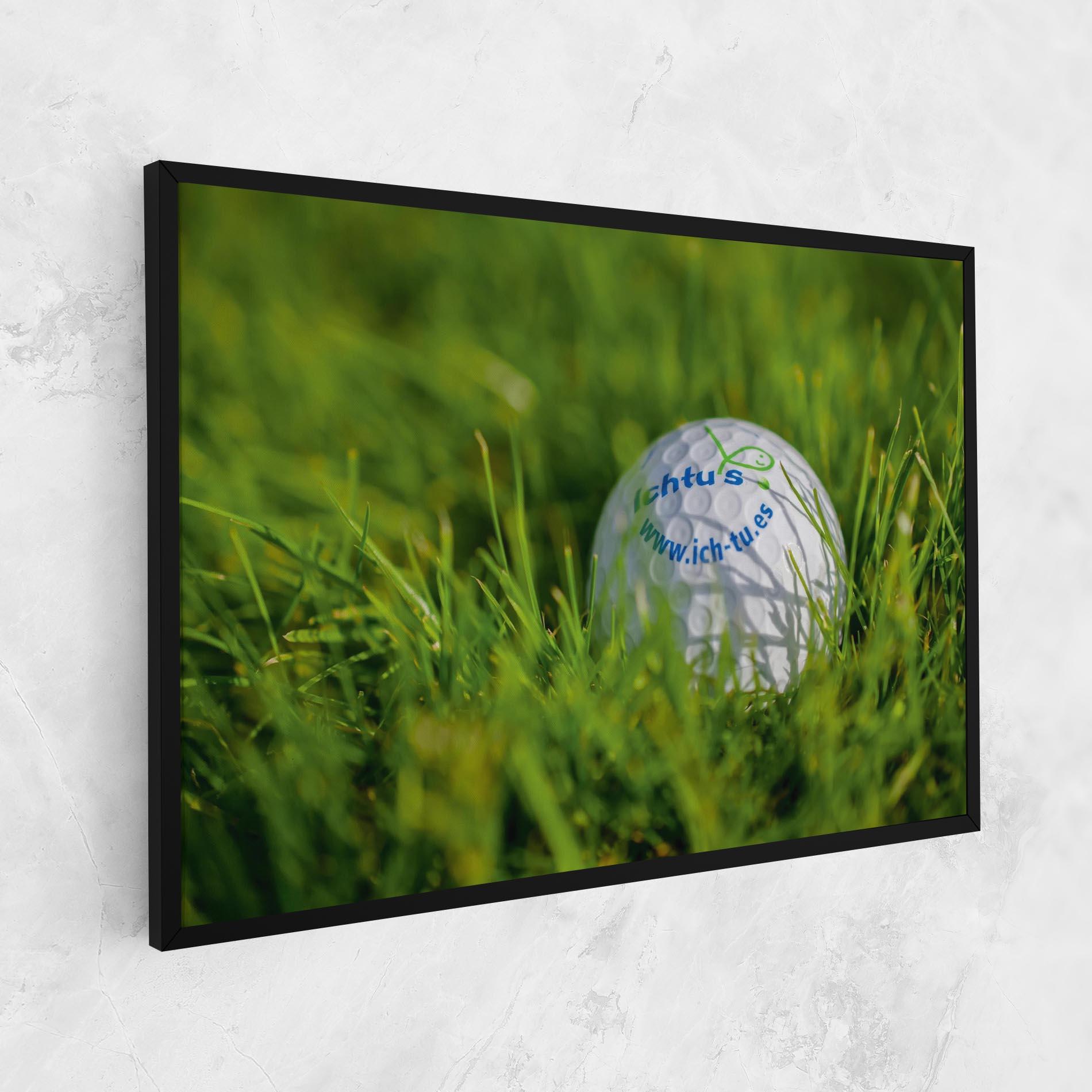 Tablou Canvas Golf Ball In Grass mockup 1