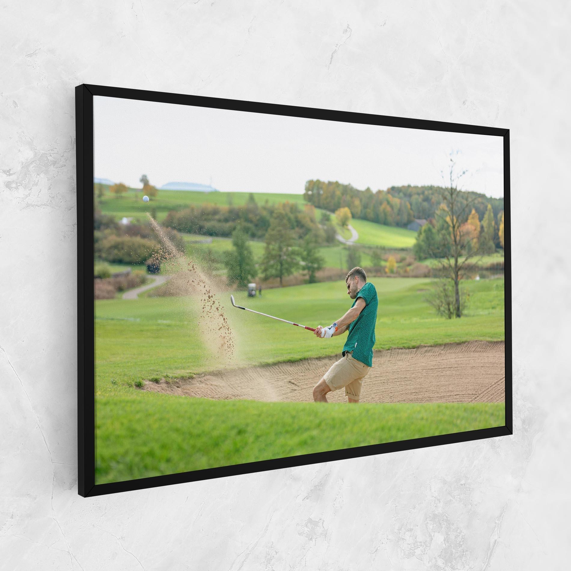 Tablou Canvas Green Tshirt Golf Player mockup 1