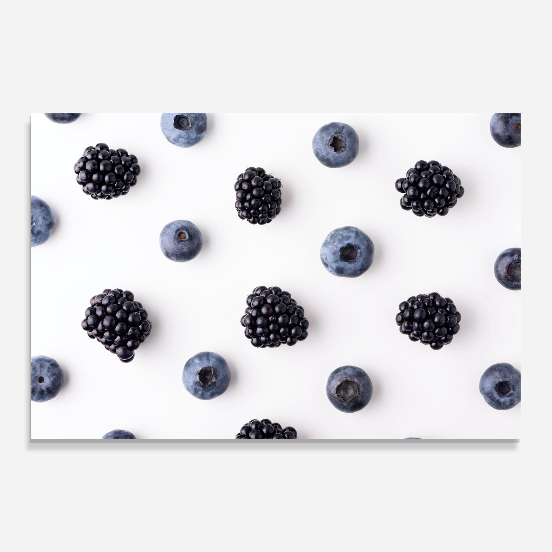 Tablou Sticla Blackberries And Blueberries mockup 0