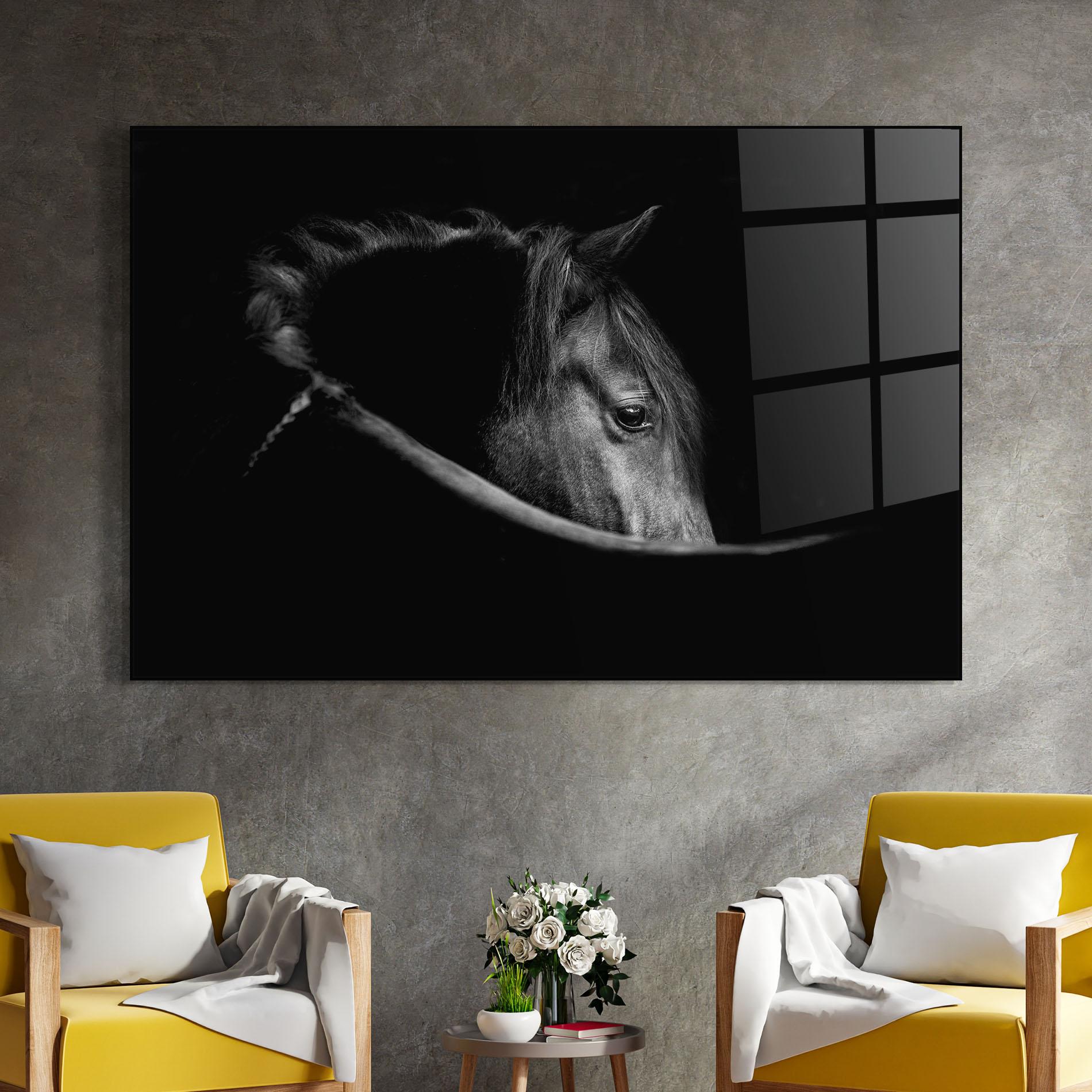 Tablou Sticla Black Horse Looking mockup 4