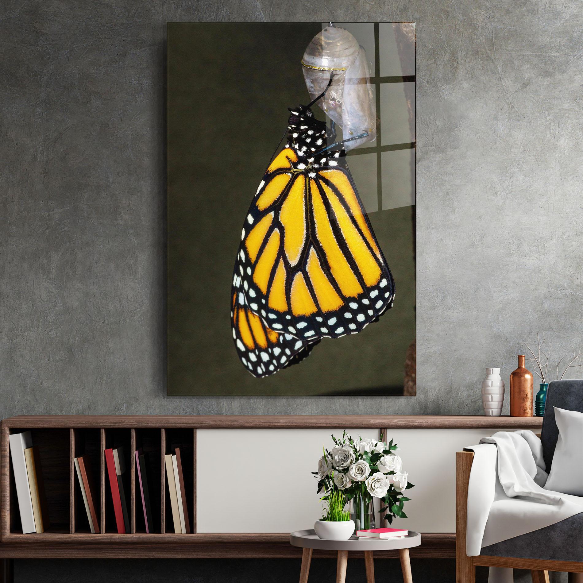 Tablou Sticla Dark Yellow Butterfly mockup 2